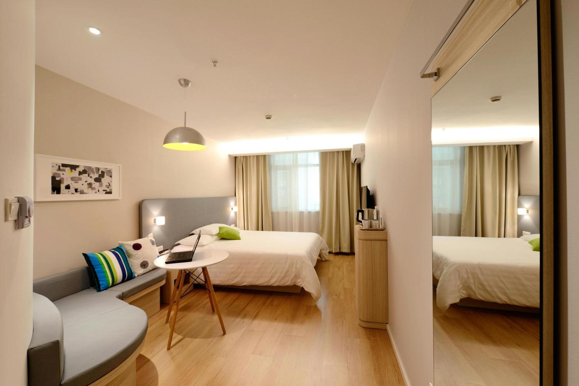 Royal Sky Luxury Near Delhi Airport
