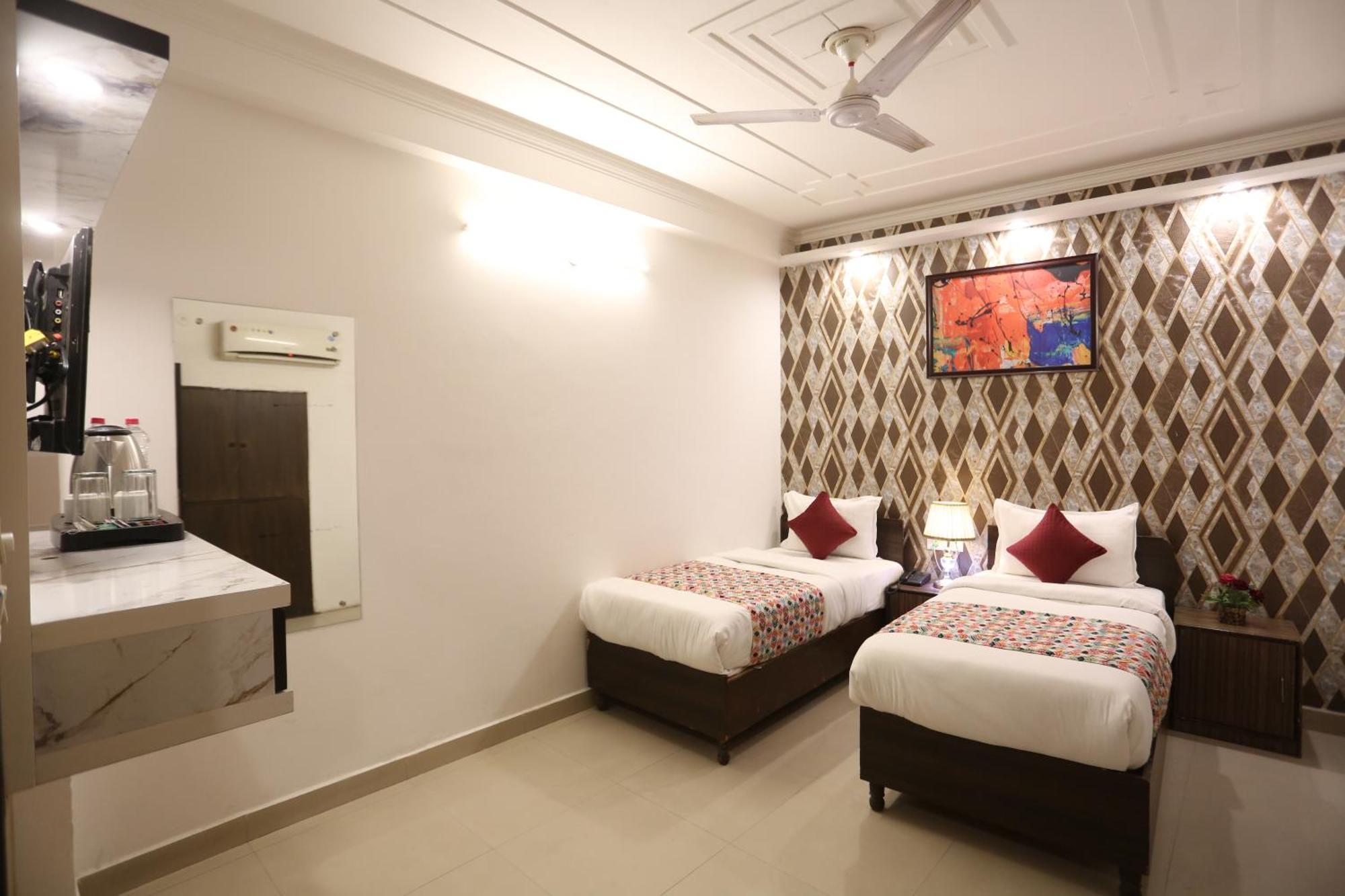 Grand Kiara Delhi Airport By Ss Group Hotel 4*