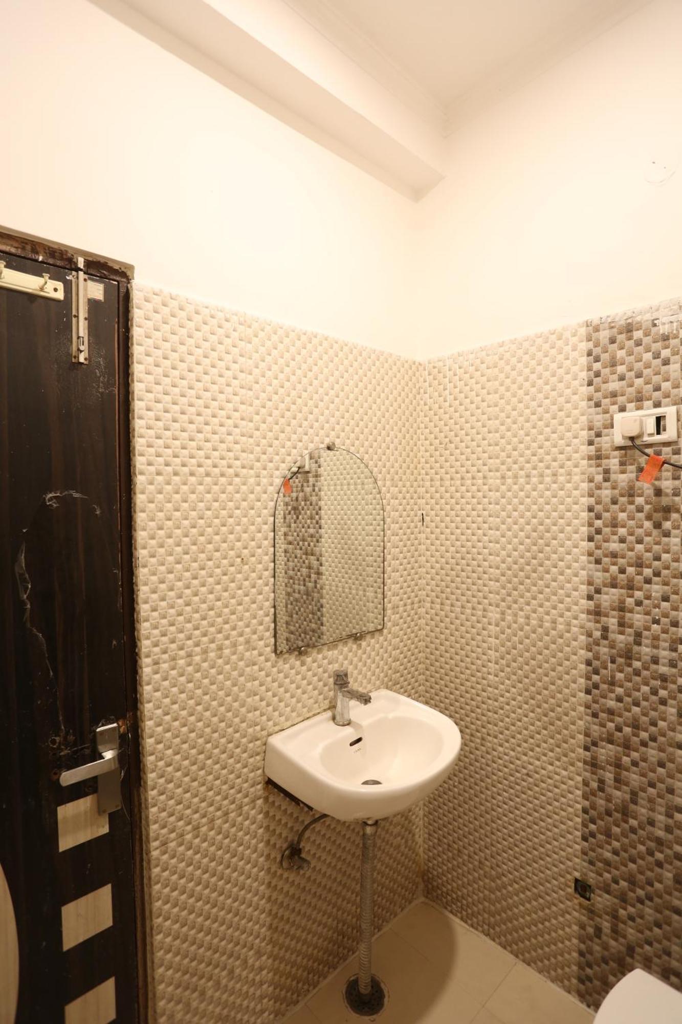 Hotel Grand Kiara Delhi Airport By Ss Group Nova Deli