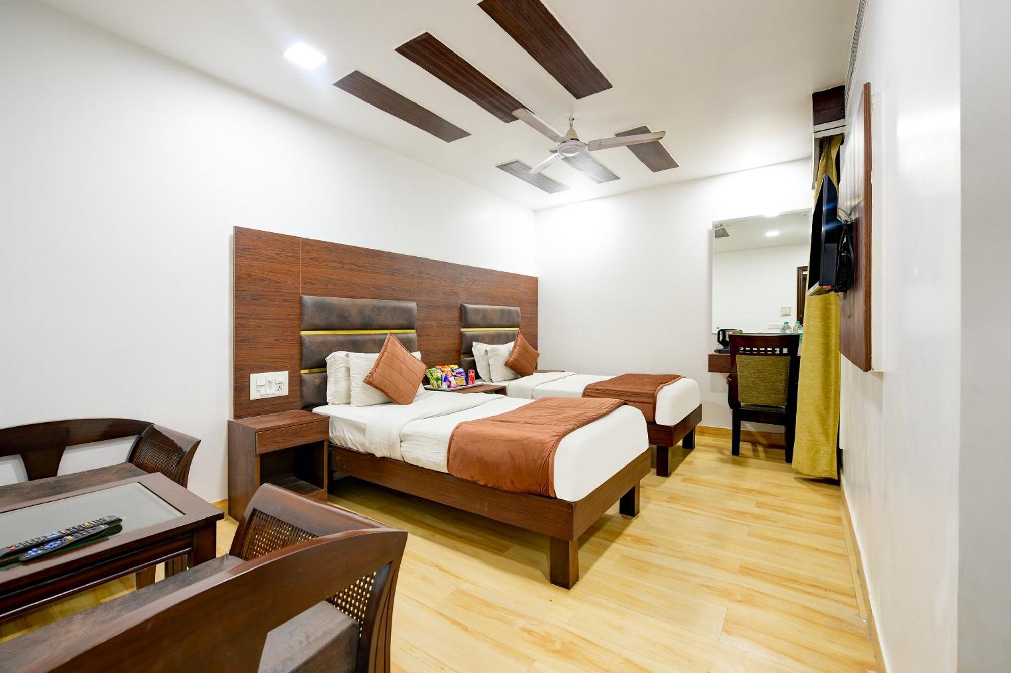 Staybook South Delhi 4* New Delhi