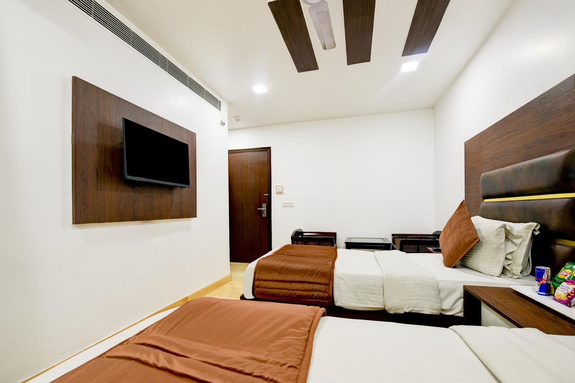 Staybook South Delhi