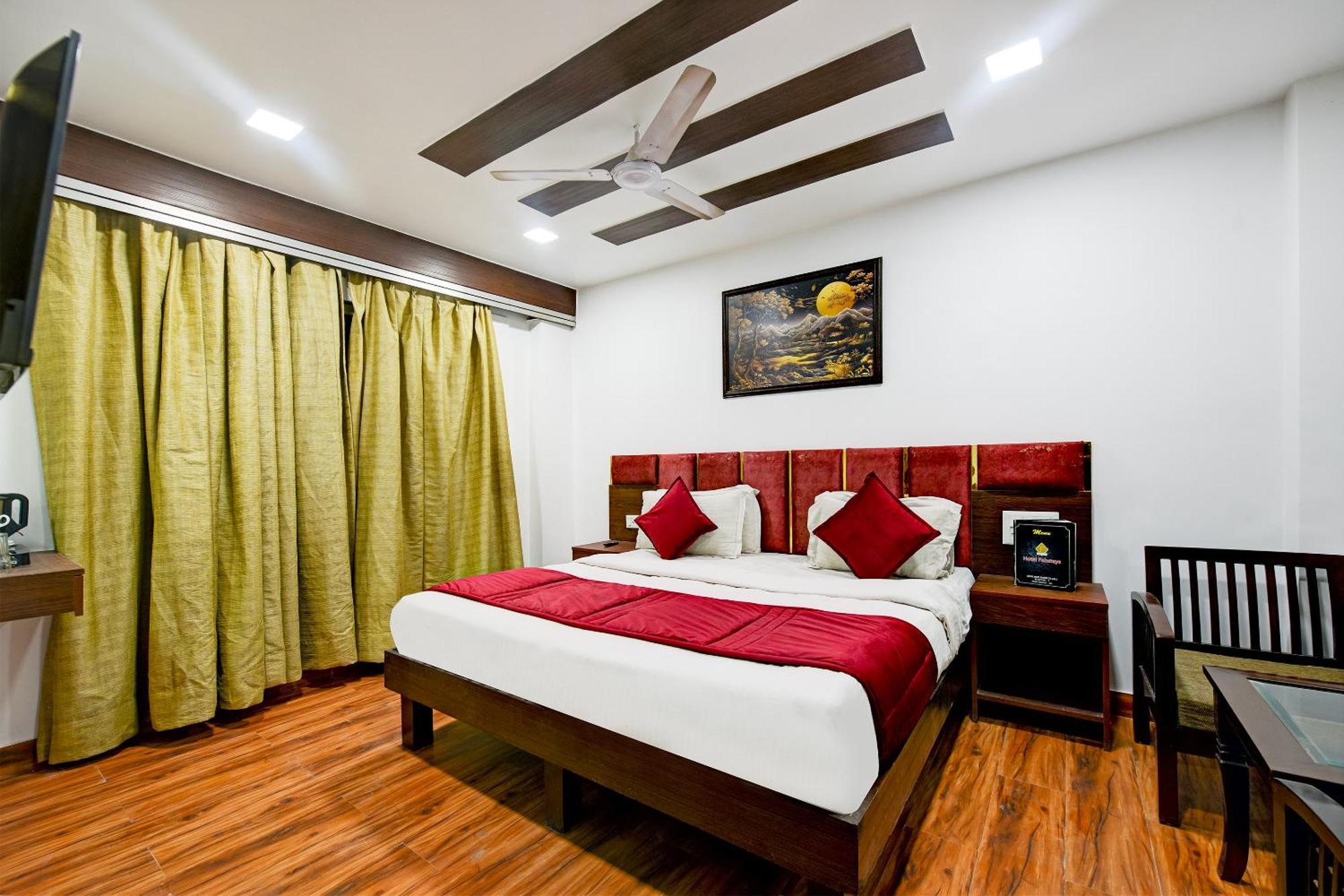 Staybook South Delhi Hotel