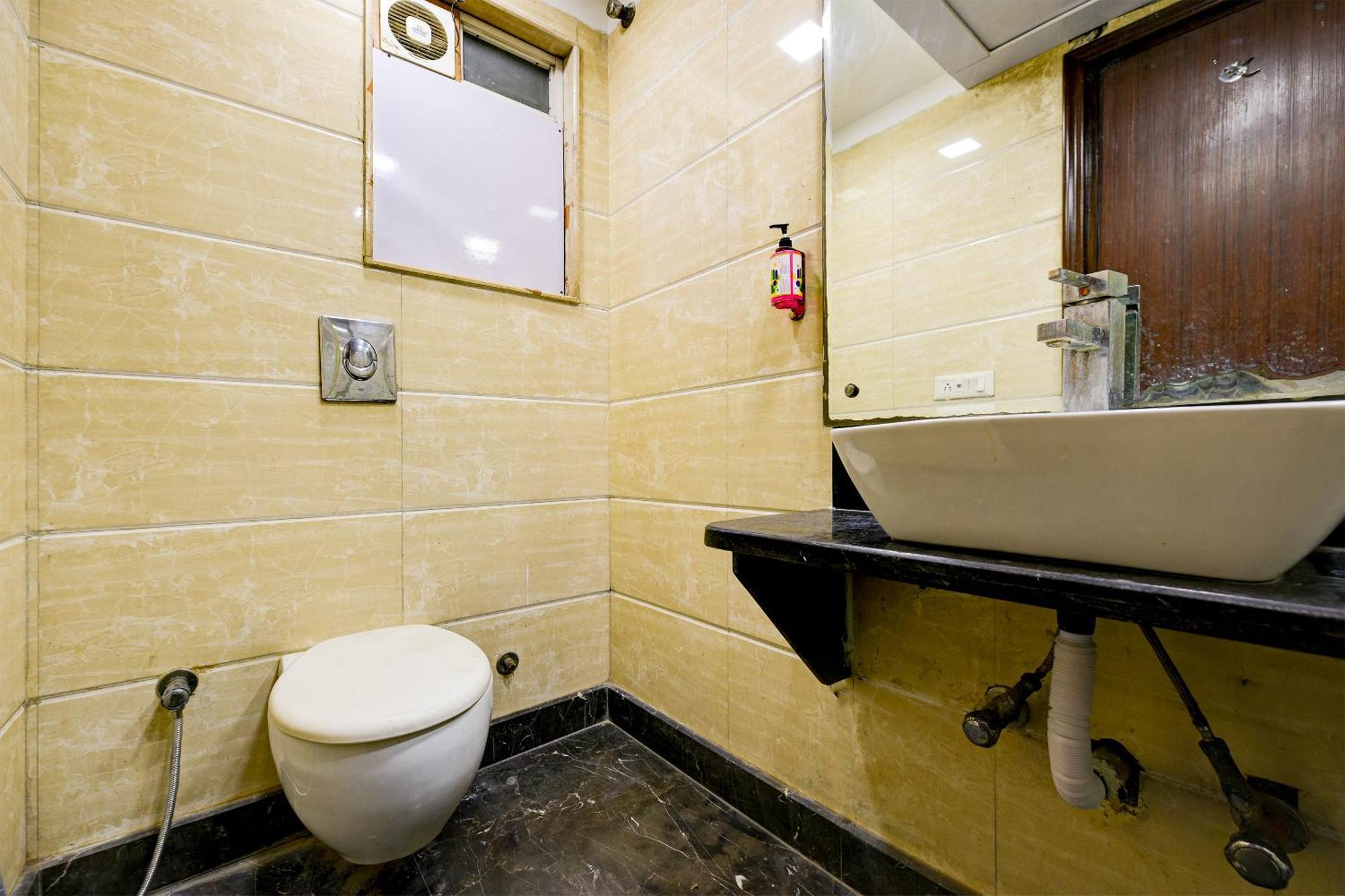 Staybook South Delhi 4* New Delhi