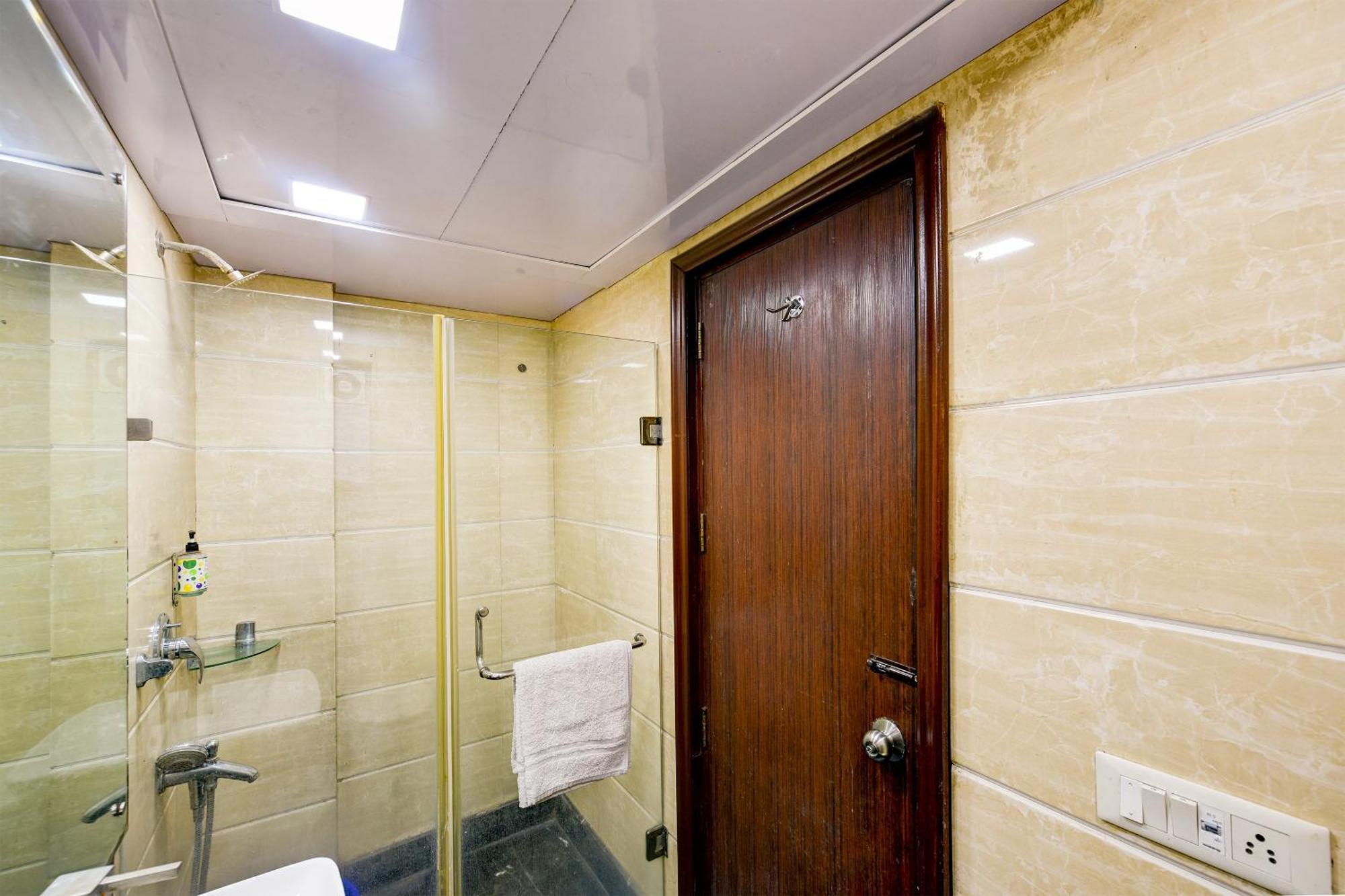 Staybook South Delhi 4* New Delhi