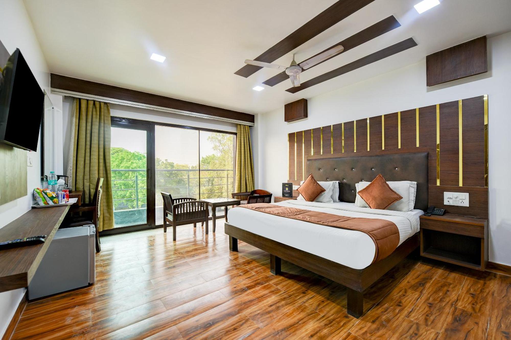 Staybook South Delhi Hotel New Delhi