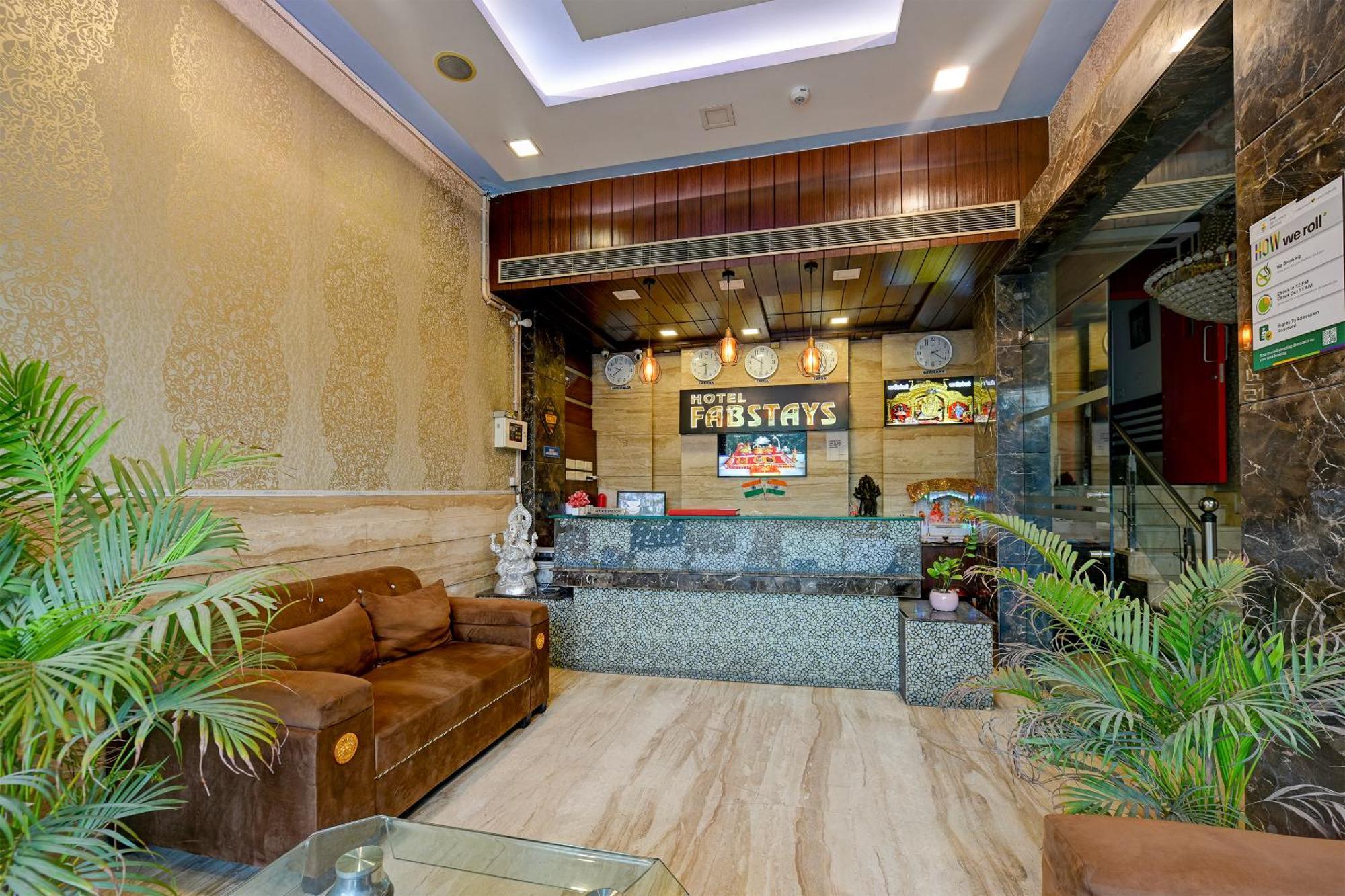 Staybook South Delhi Hotel