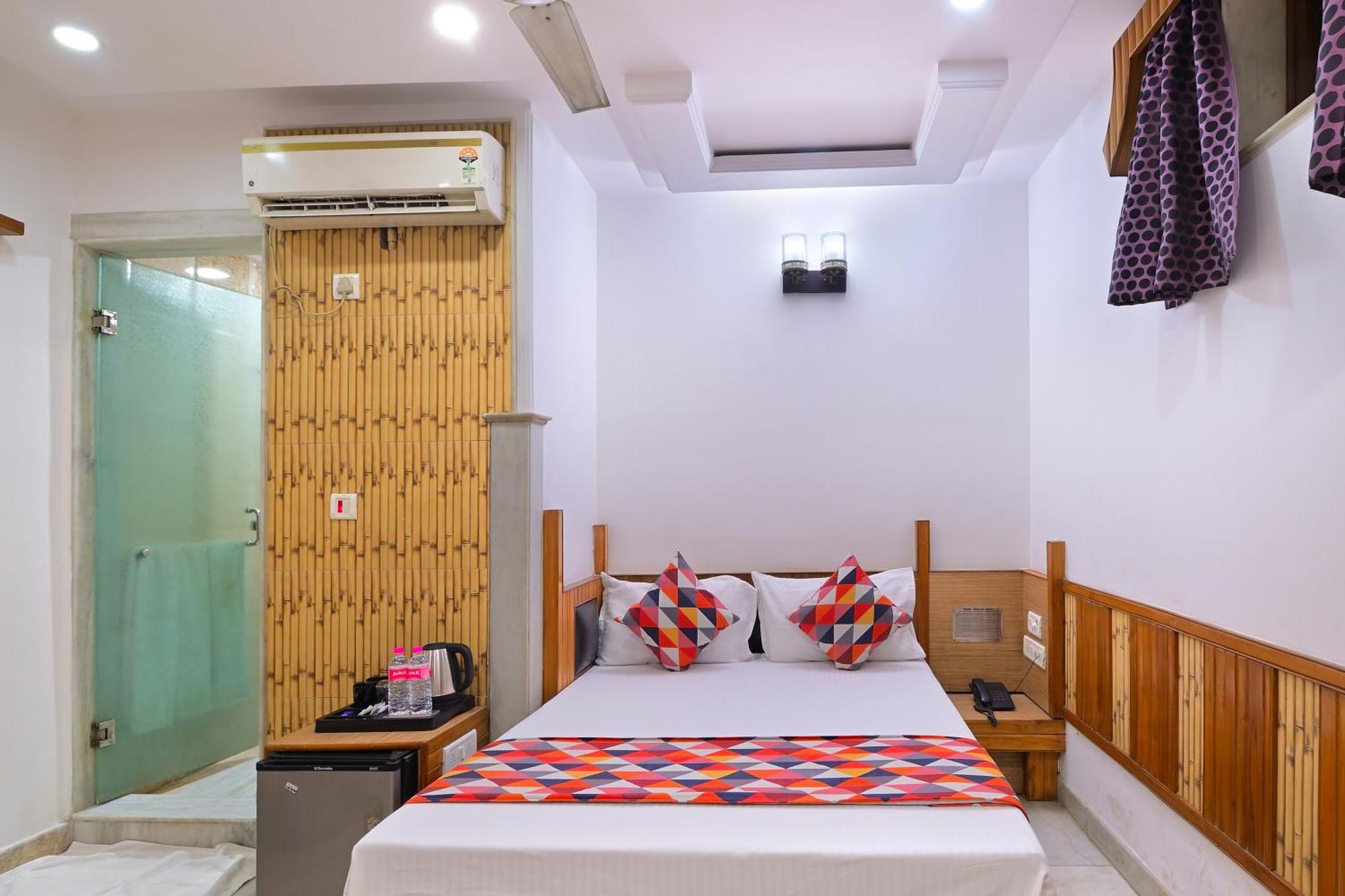 Hotel The Natraj Yes Please -new Delhi