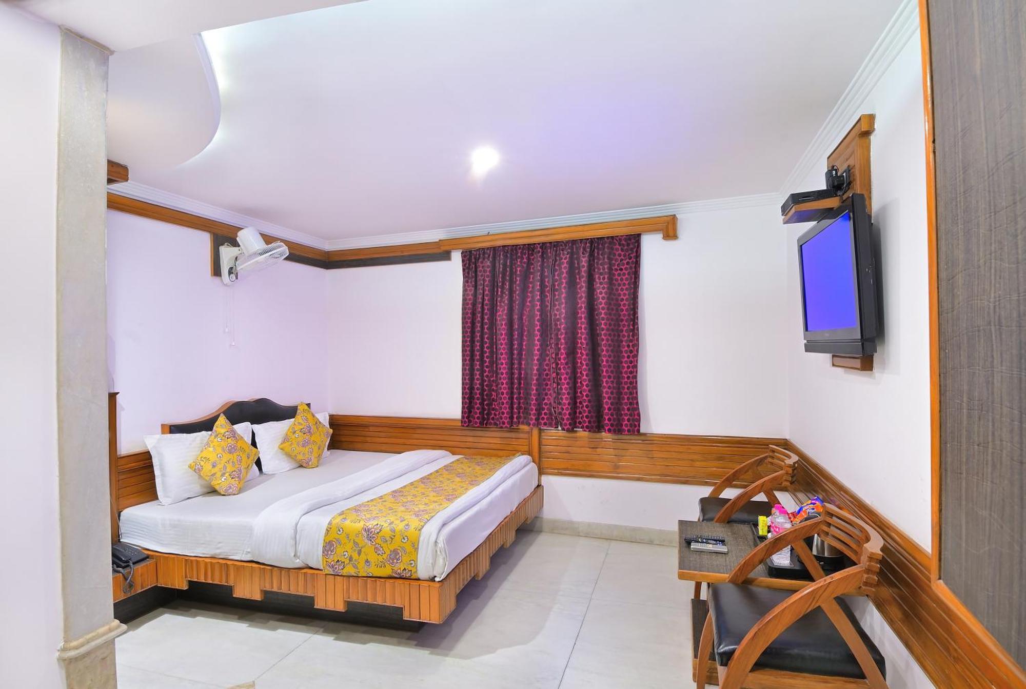 The Natraj Yes Please -new Delhi Hotel 4*