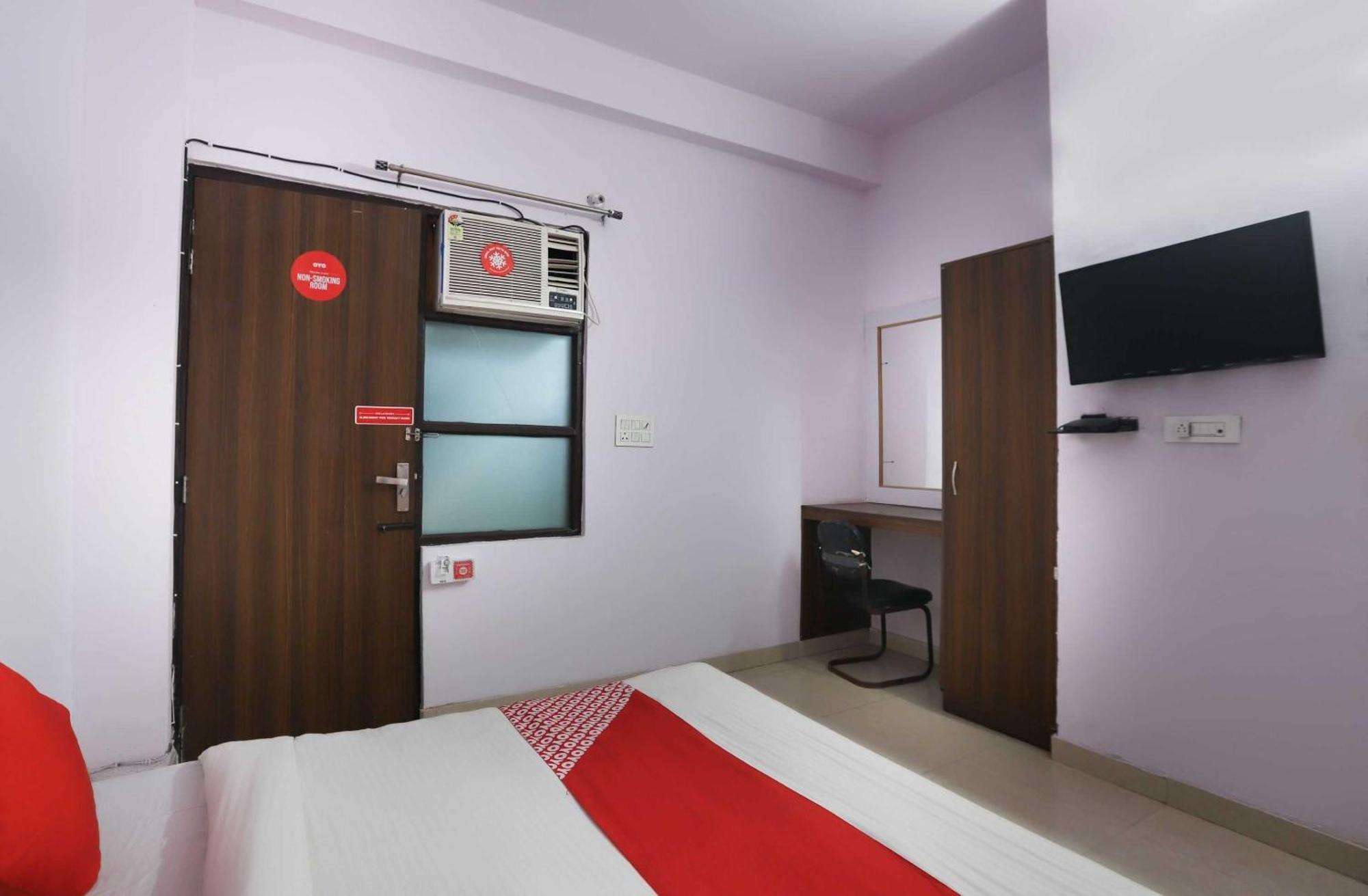 Hotel O Noida Delhi (National Capital Territory of India)