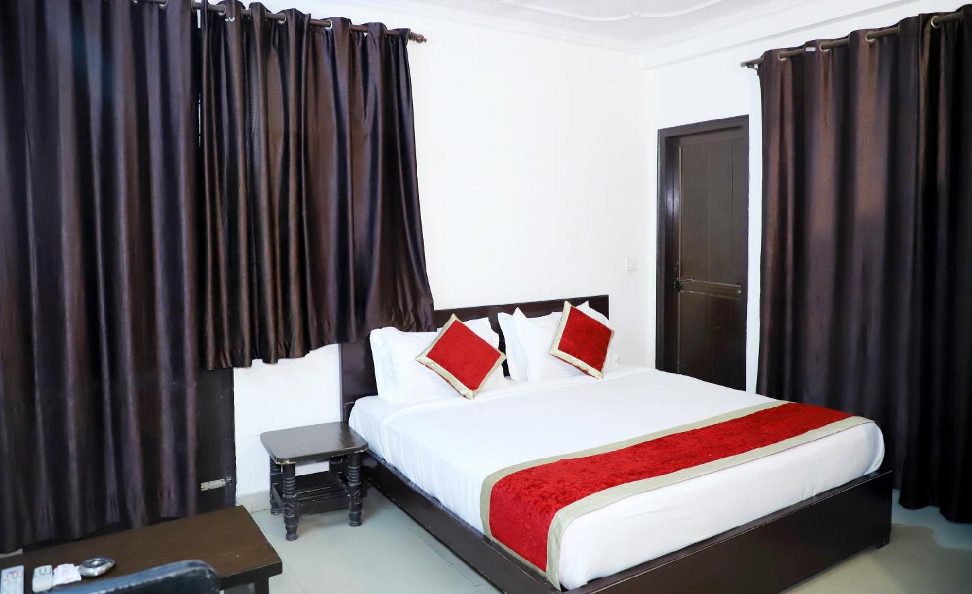 Hotel Dev Residency 3*