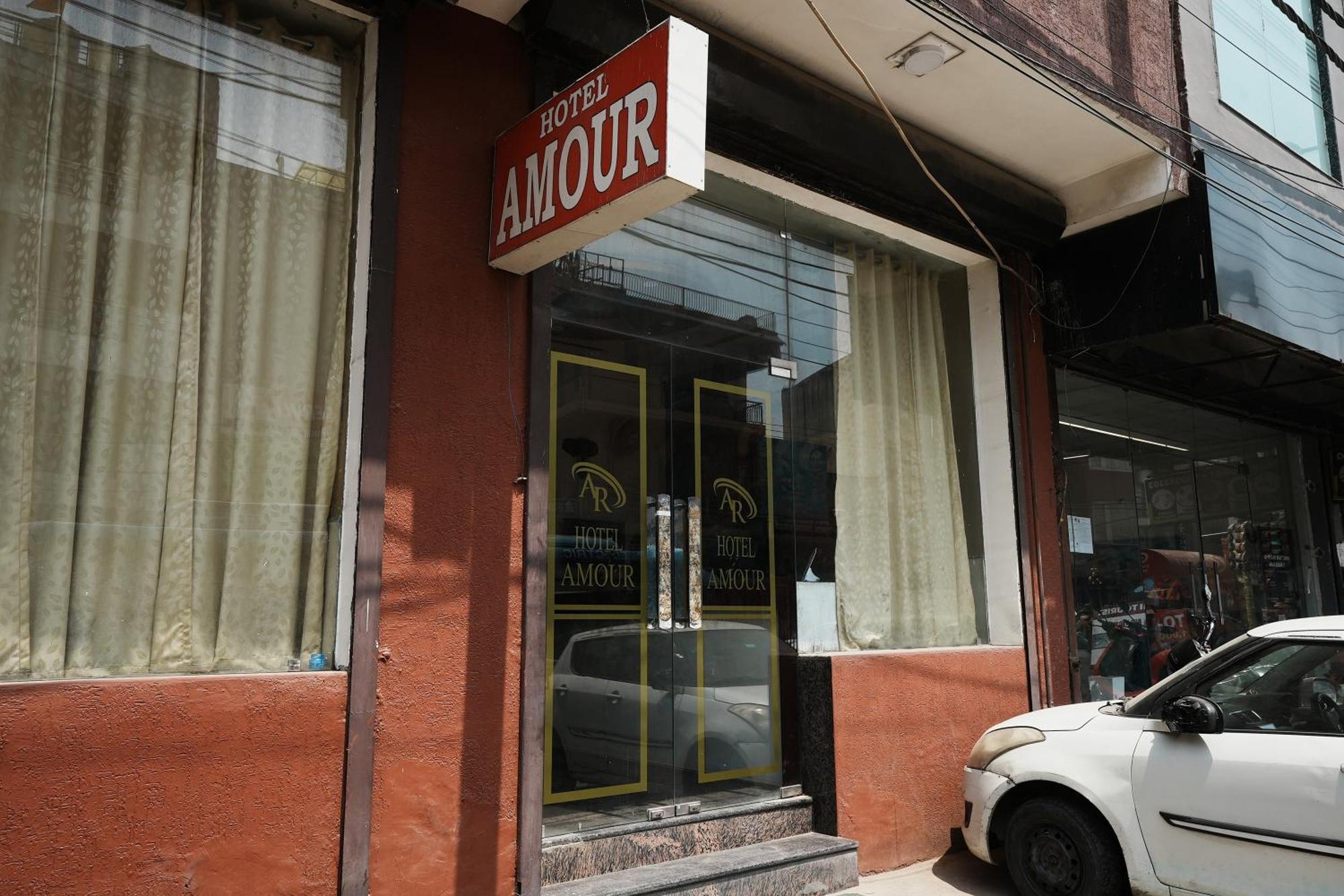 Amour Near Igi Delhi Airport 3* New Delhi