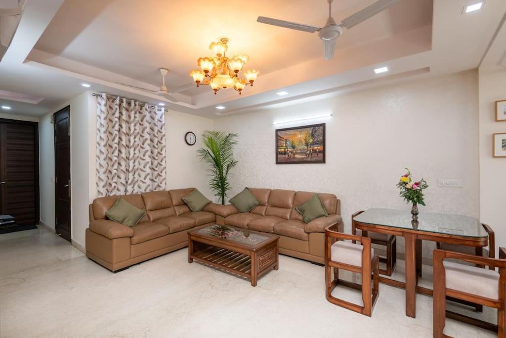 Anandit Homes - Elegant 3 Bedroom With Lift