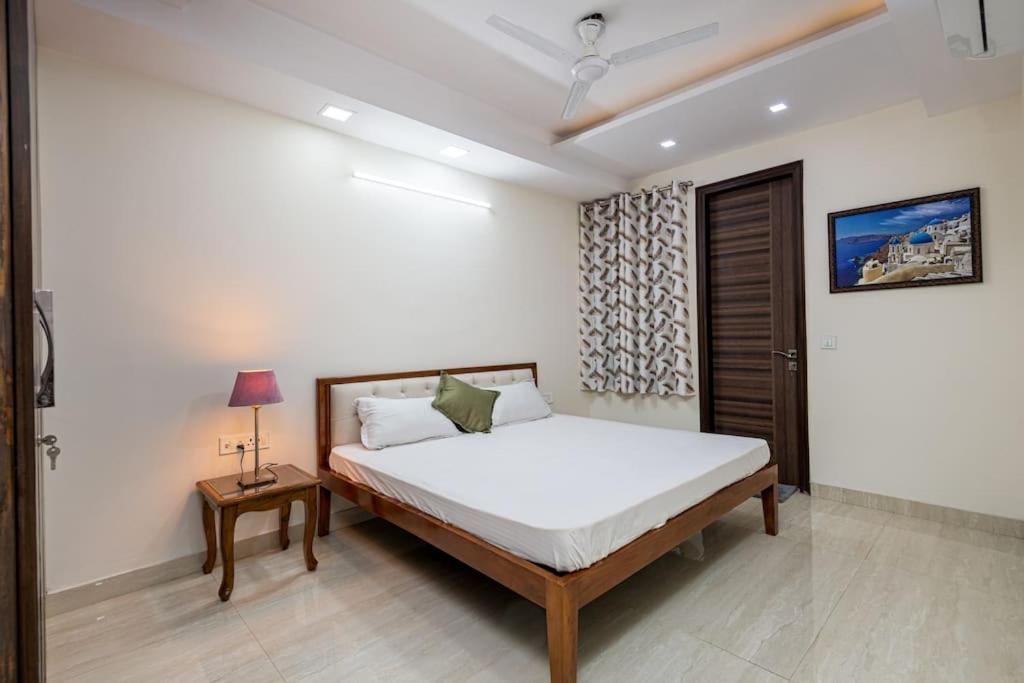 Apartment Anandit Homes - Elegant 3 Bedroom With Lift *