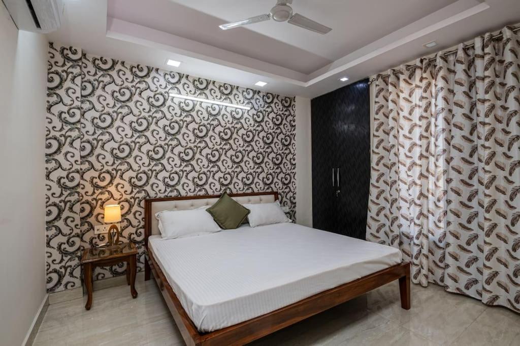 Apartment Anandit Homes - Elegant 3 Bedroom With Lift New Delhi