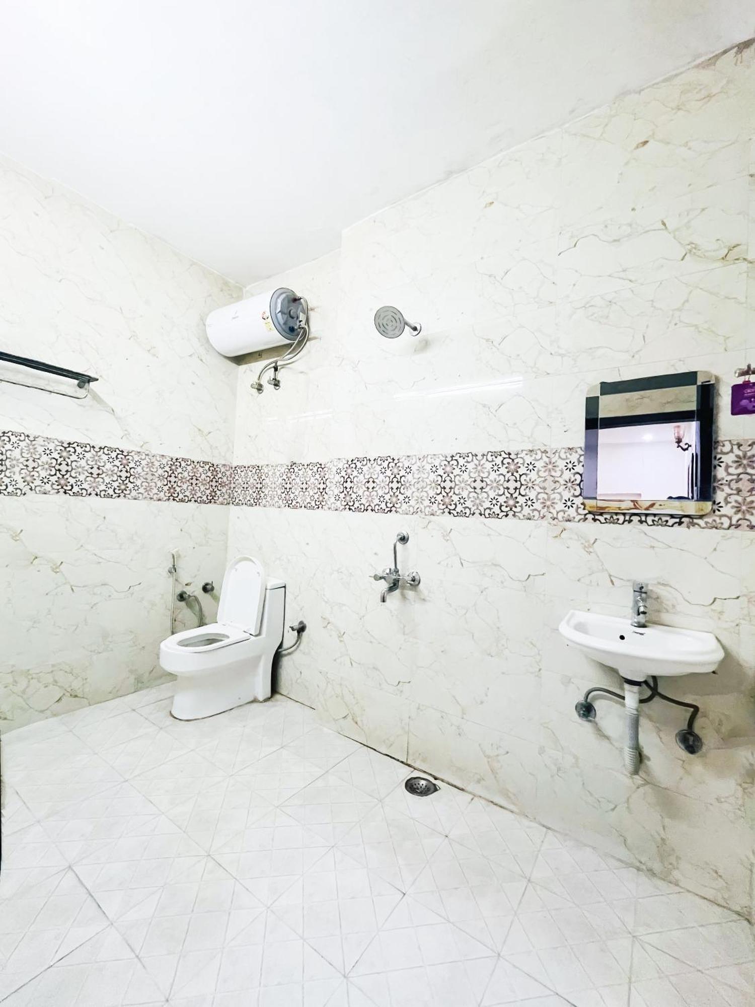 Blisbourn - Lajpat Nagar