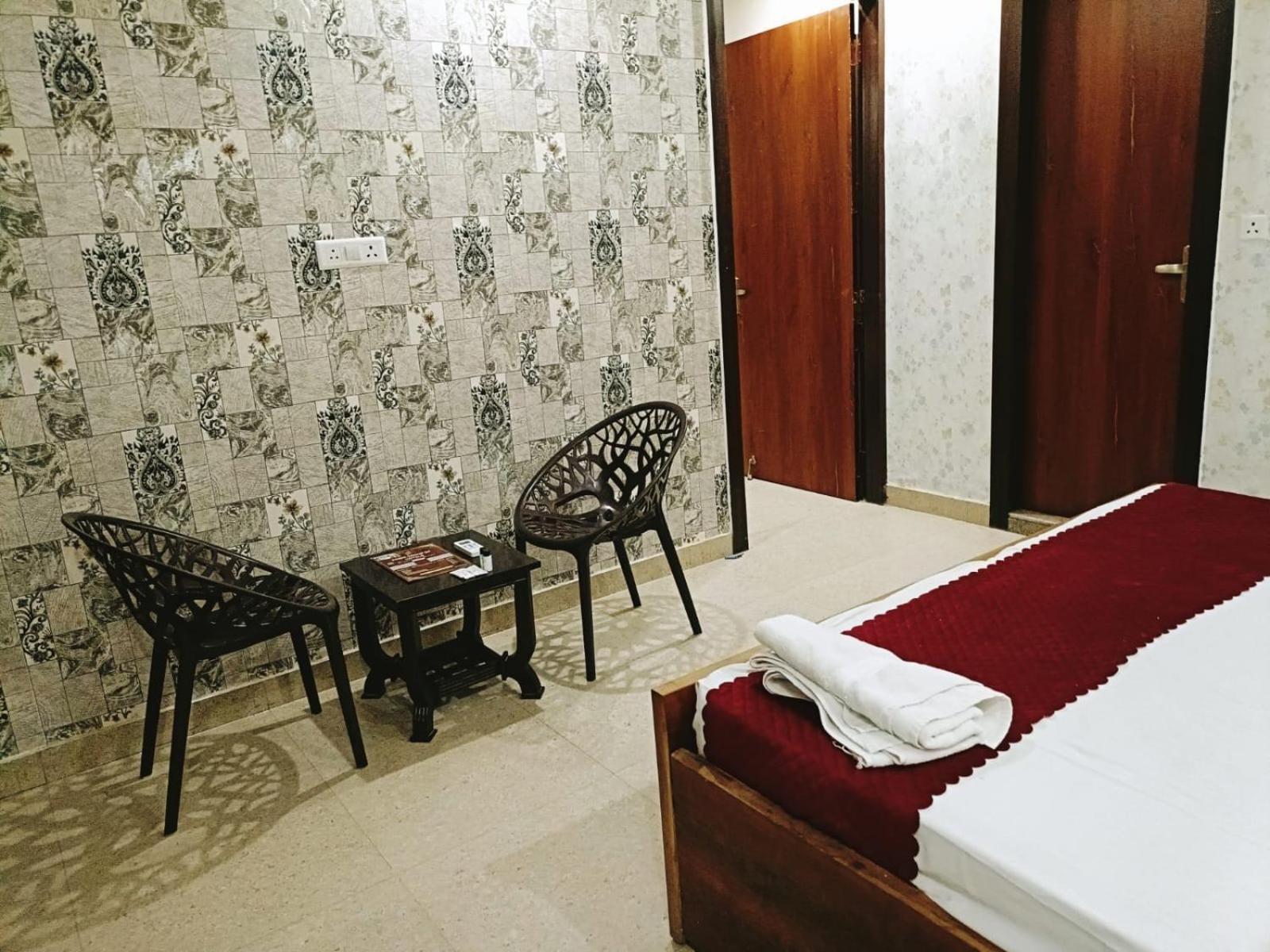 Hotel Aero Stay 3* New Delhi