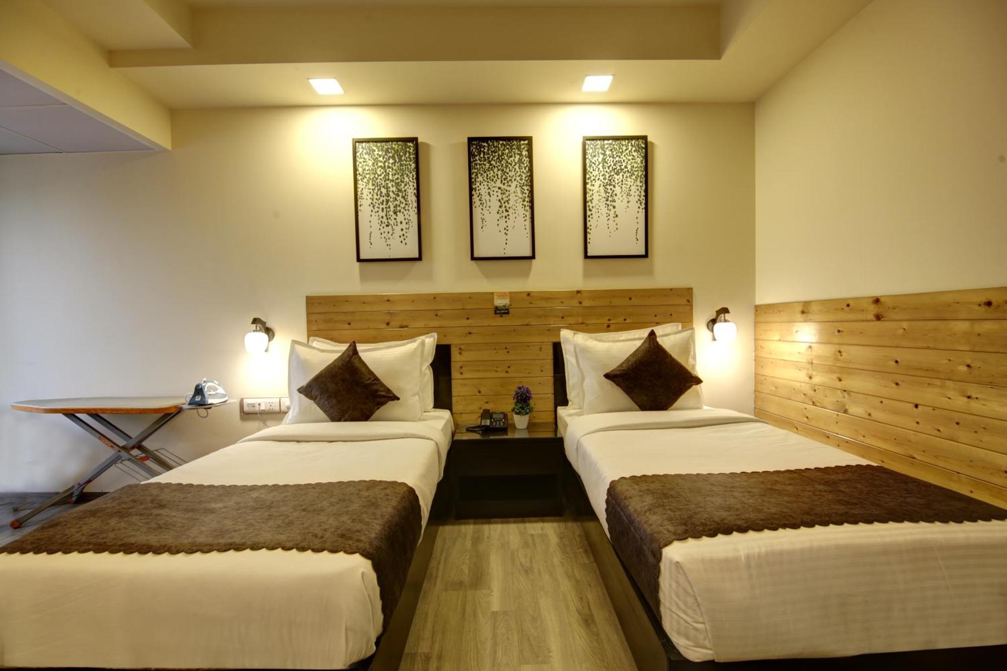 Hotel Saltstayz Thyme - New Friends Colony 4*
