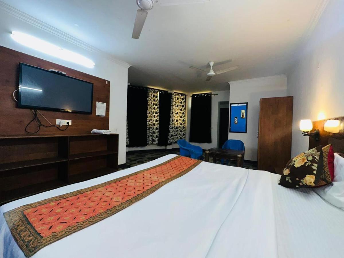 Hotel Golden - Premiums In South Extension Nova Deli