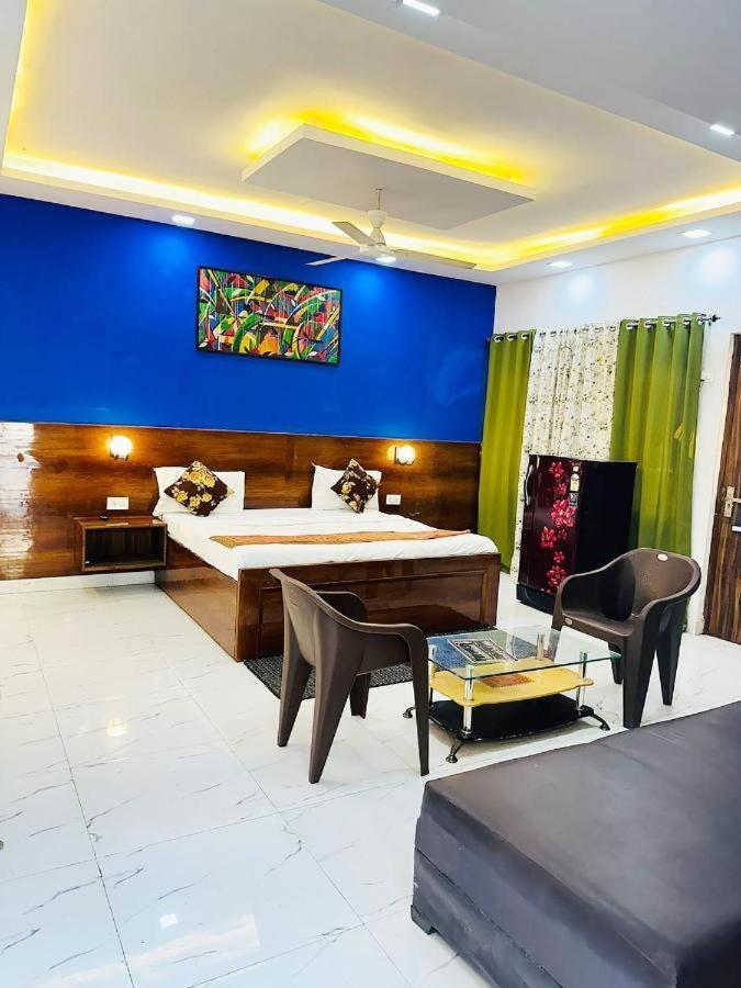 Hotel Golden - Premiums In South Extension