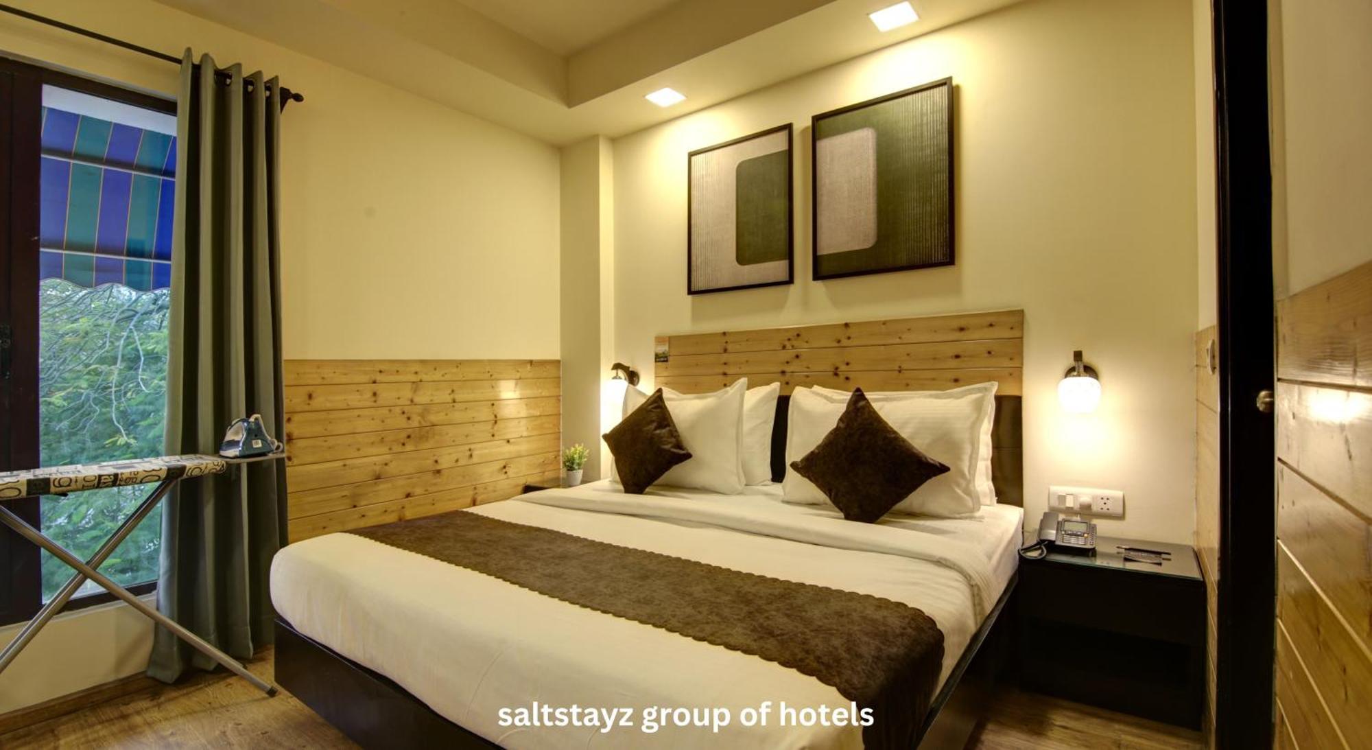 Saltstayz Thyme - New Friends Colony Hotel 4*