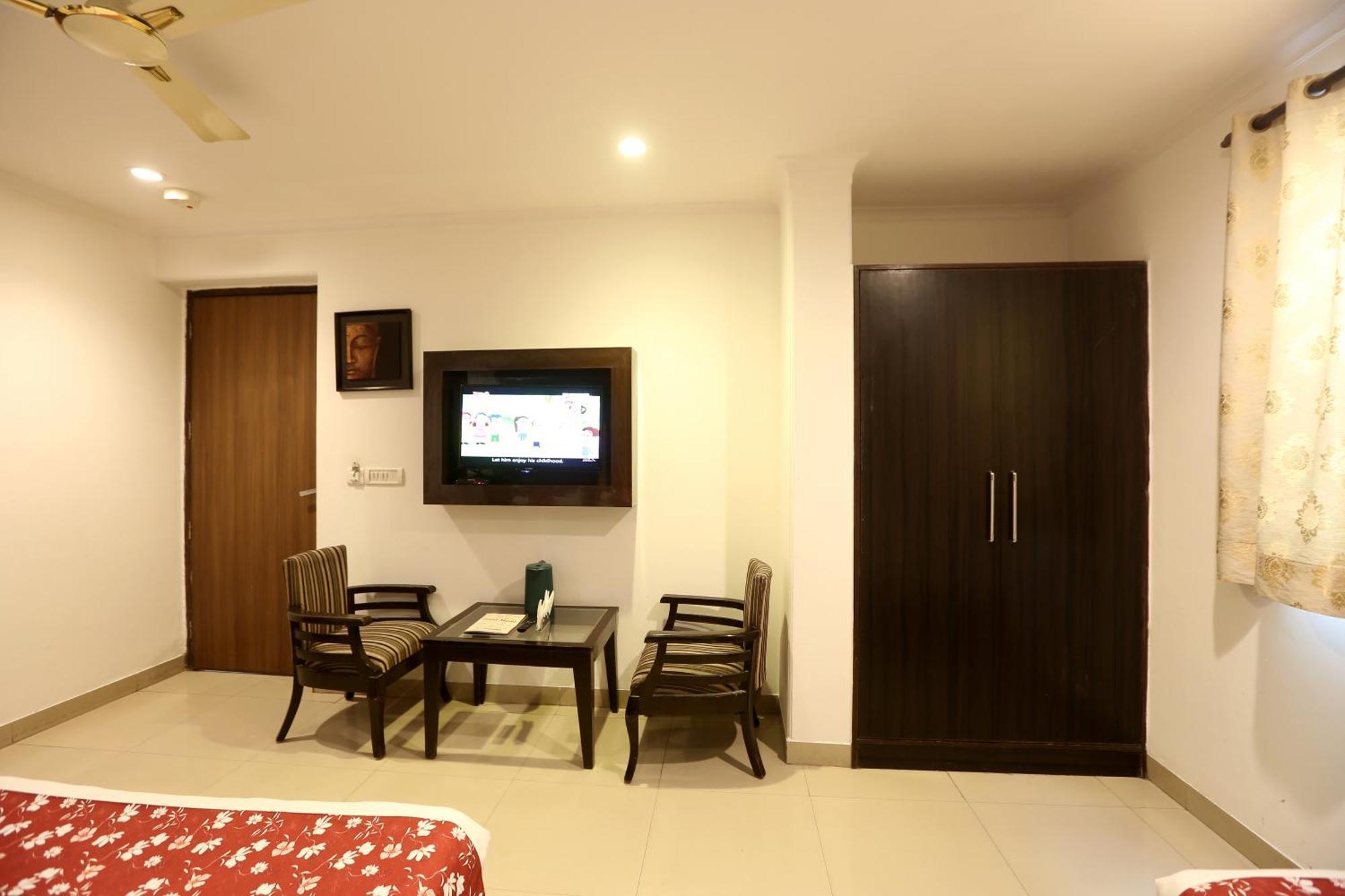Airport Chanakya Delhi