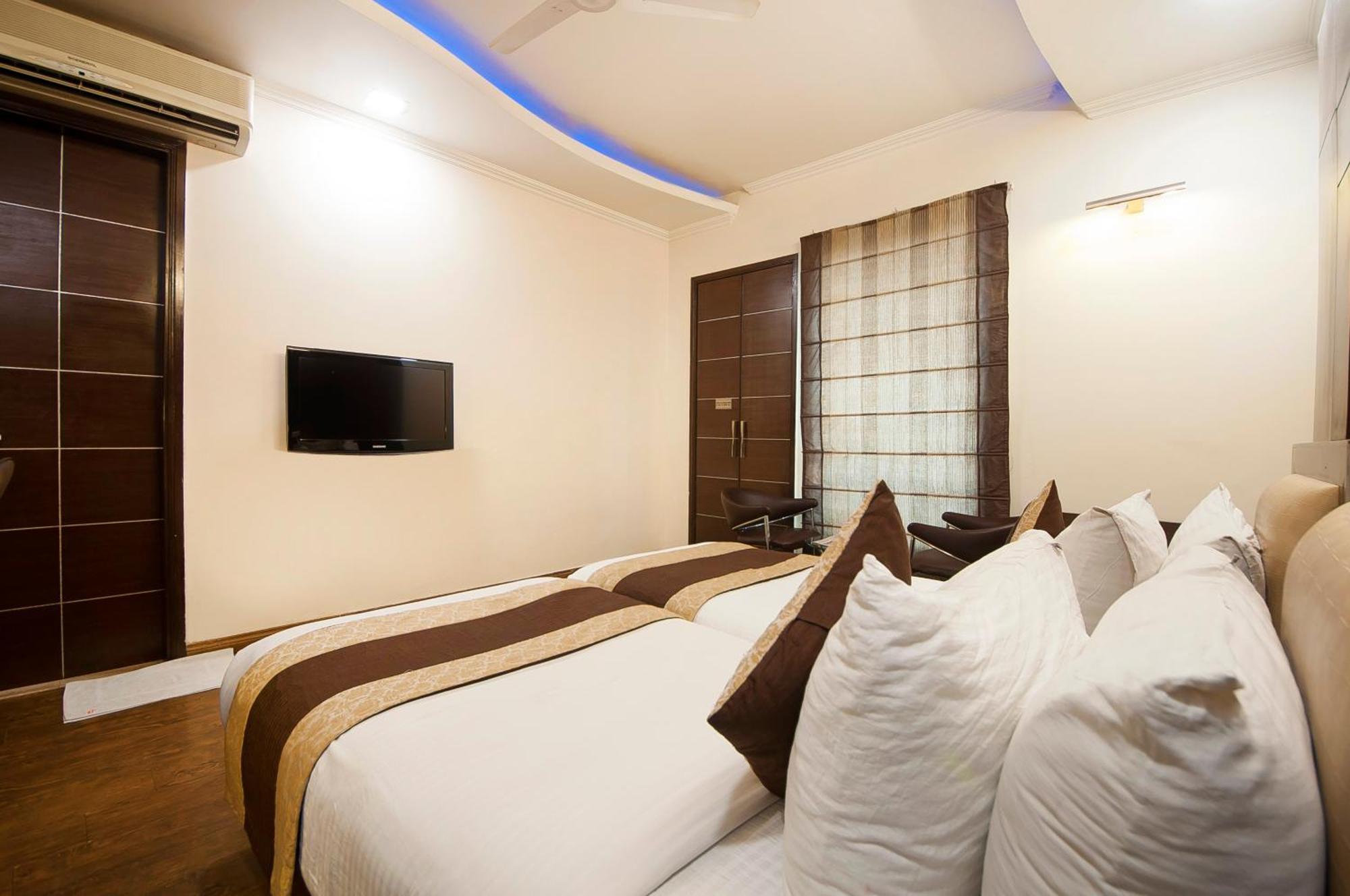 Le Cadre New Delhi