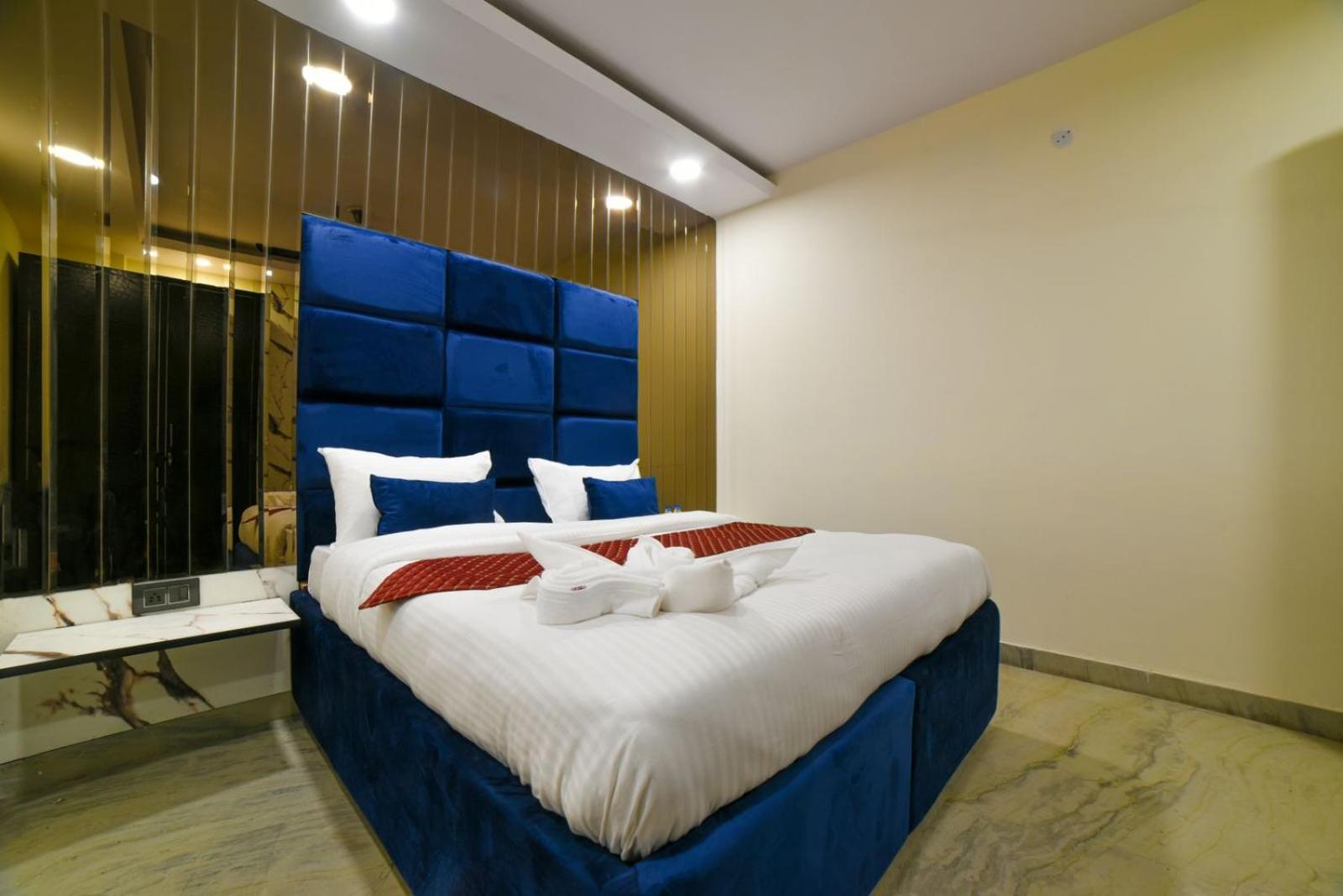 Hotel The Twenties Kamla Nagar New Delhi