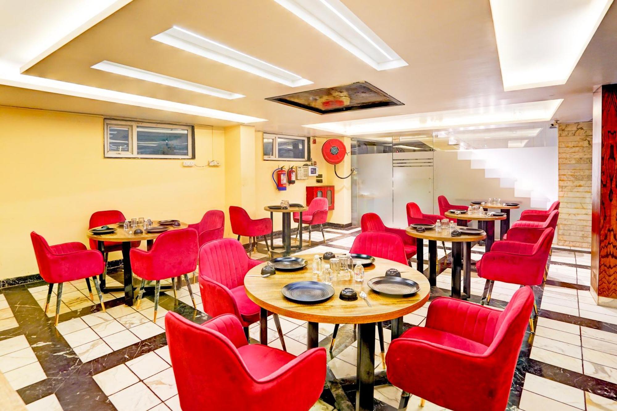 Staybook Nitya Maharani Free Airport Pickup Hotel New Delhi