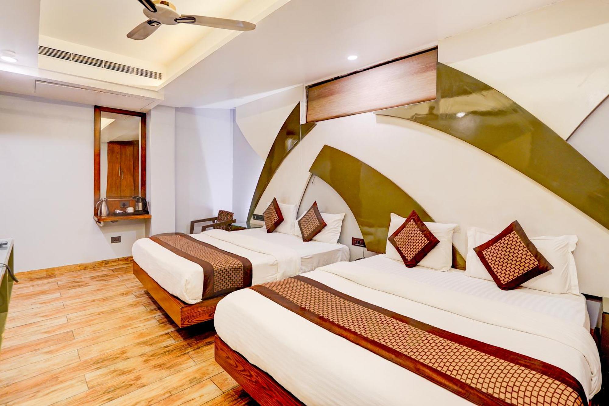 Staybook Nitya Maharani Free Airport Pickup Hotel New Delhi