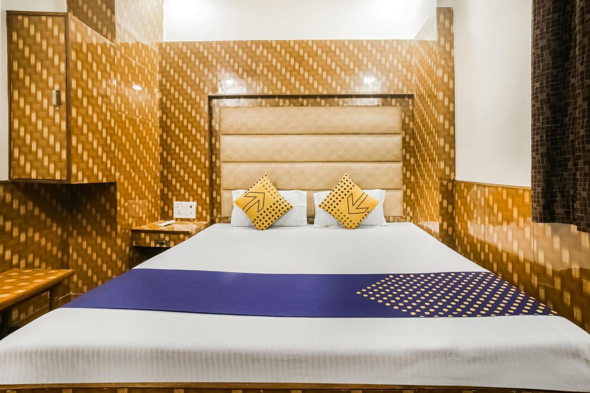 Hotel Silver Palace