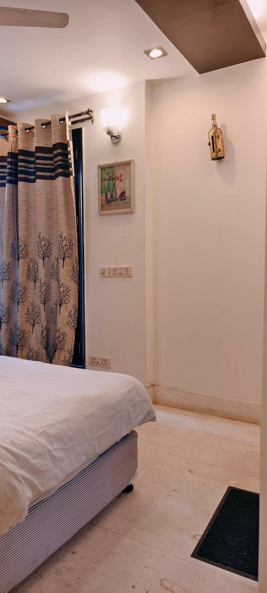Apartment Palatial 3bhk Apartment!greater Kailash 1 *
