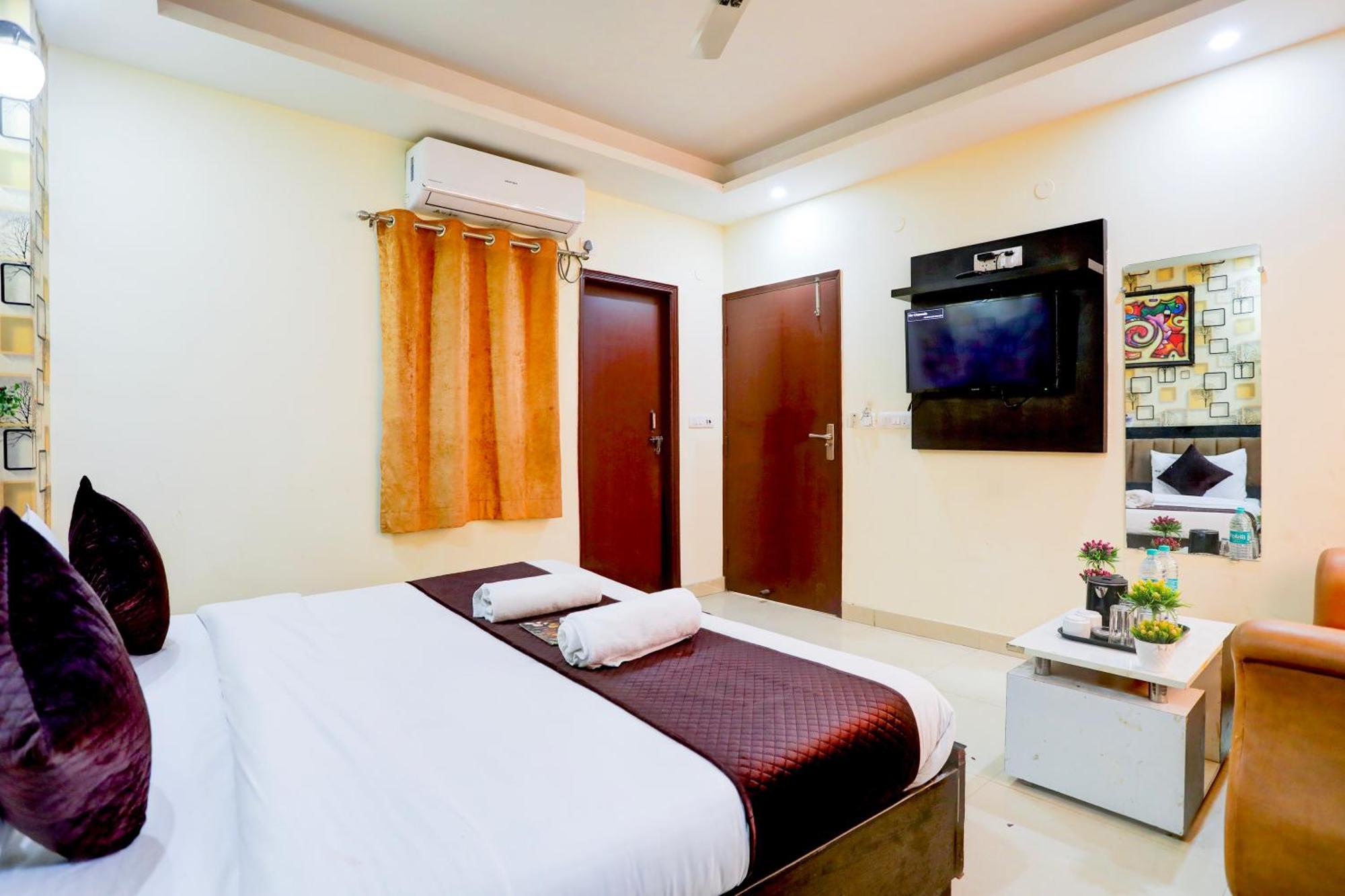 Hotel Royal Sky Luxury Near Delhi Airport