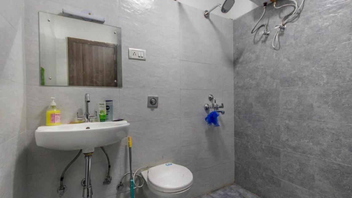 Bunk Delhi Backpacking Hotel 3*