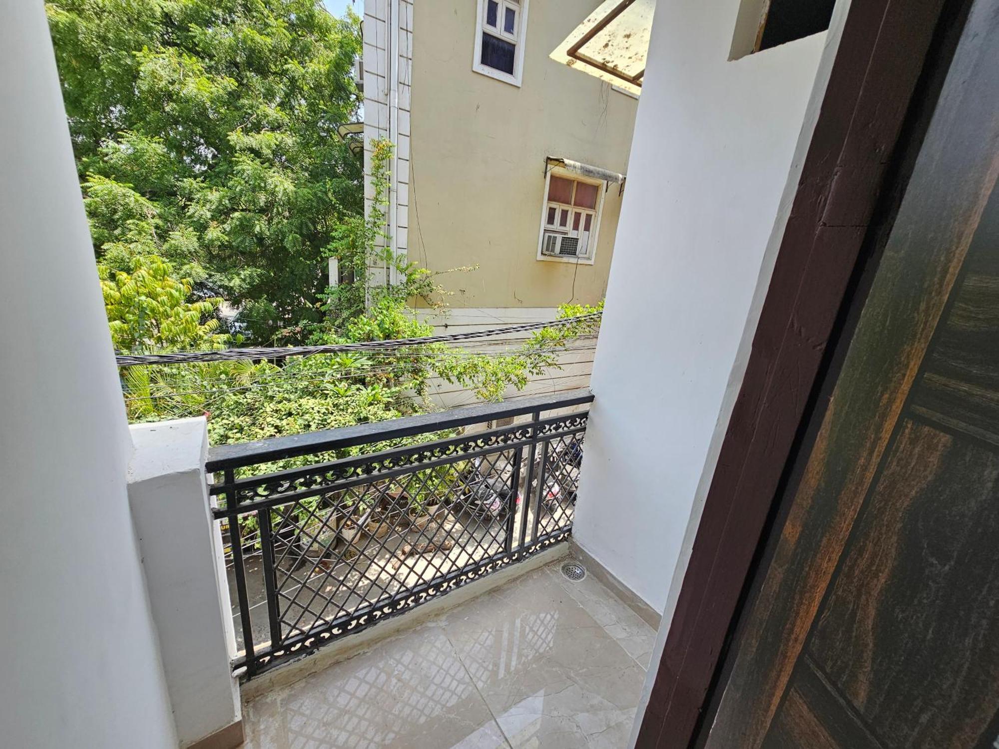 Gautam Nagar South Delhi * New Delhi