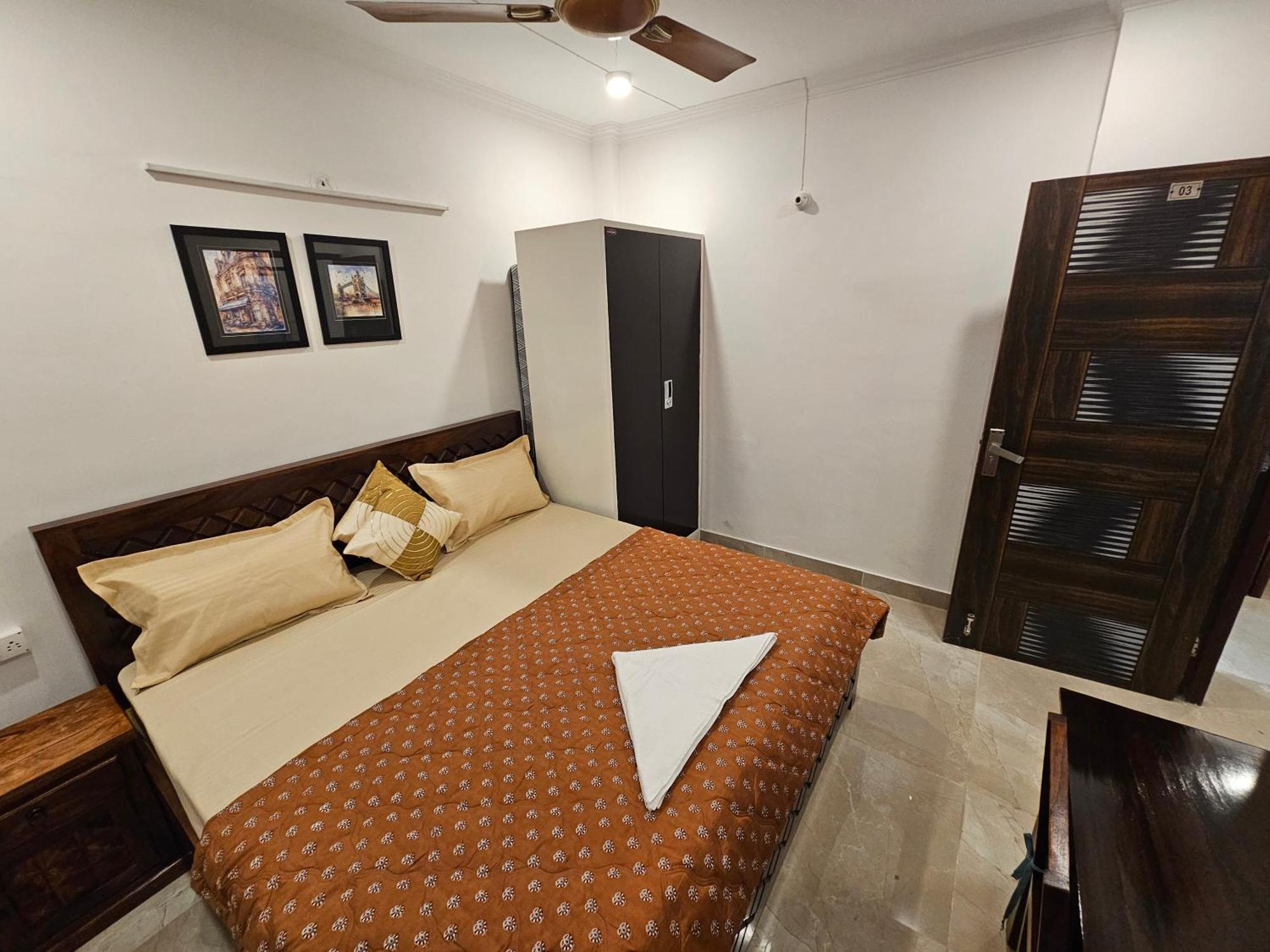 Gautam Nagar South Delhi * New Delhi