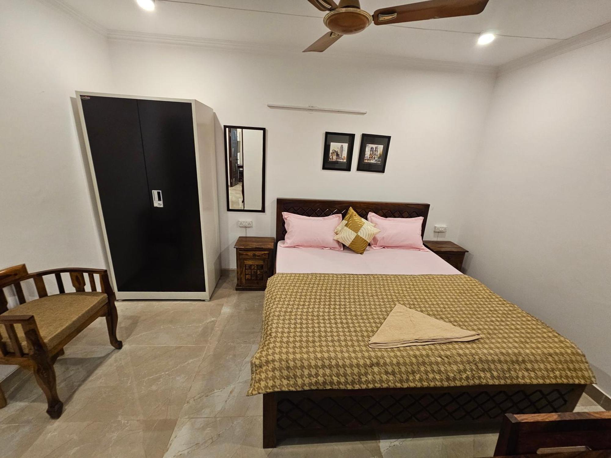 Gautam Nagar South Delhi * New Delhi