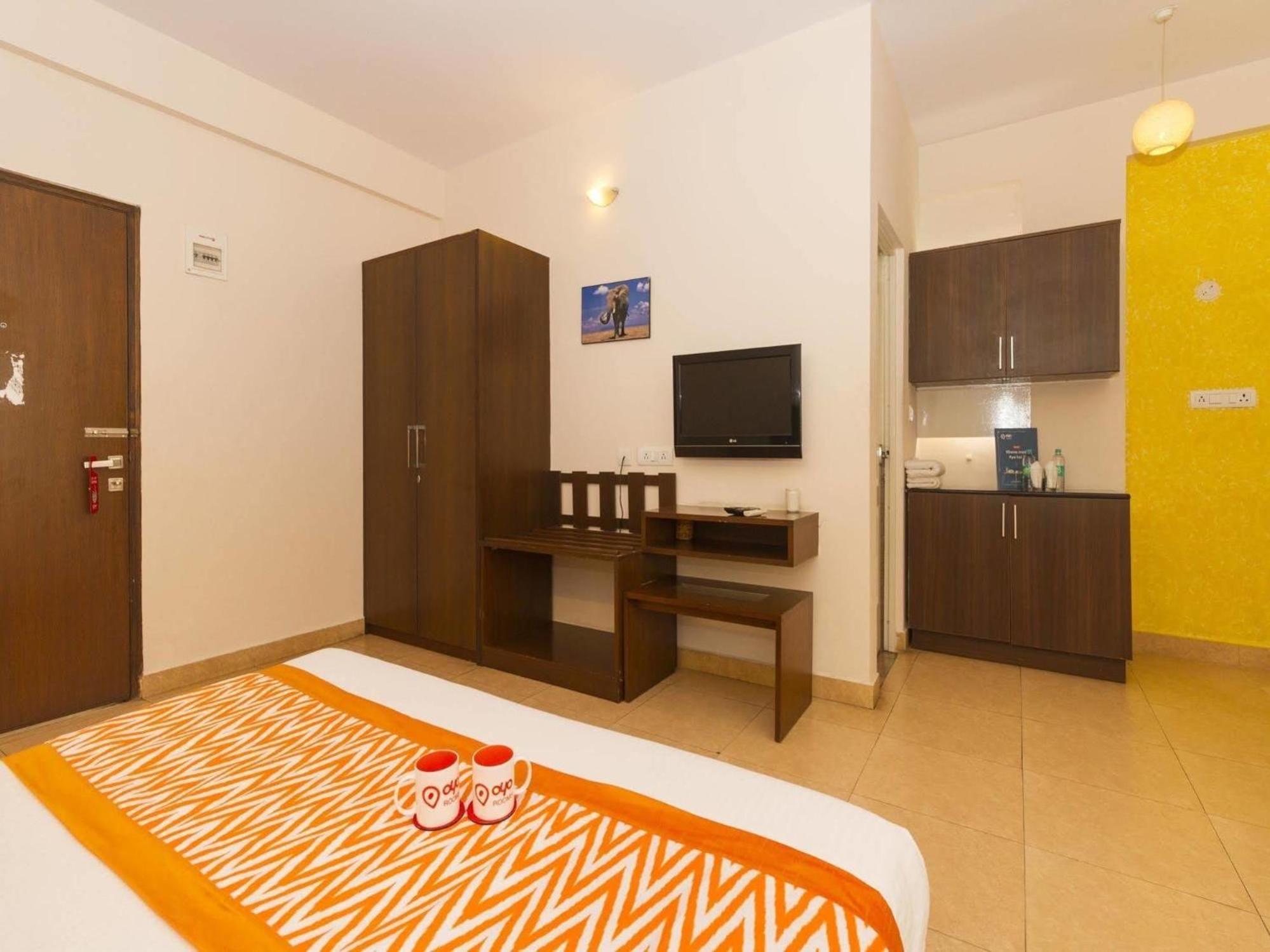Admiral Suites 3*