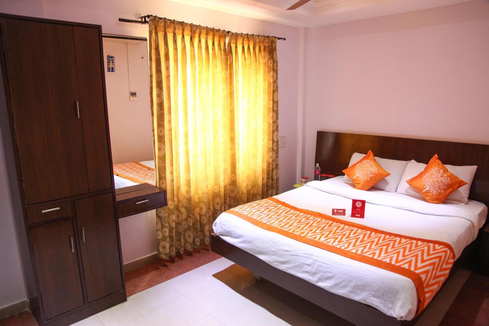 Admiral Suites Hotel 3*