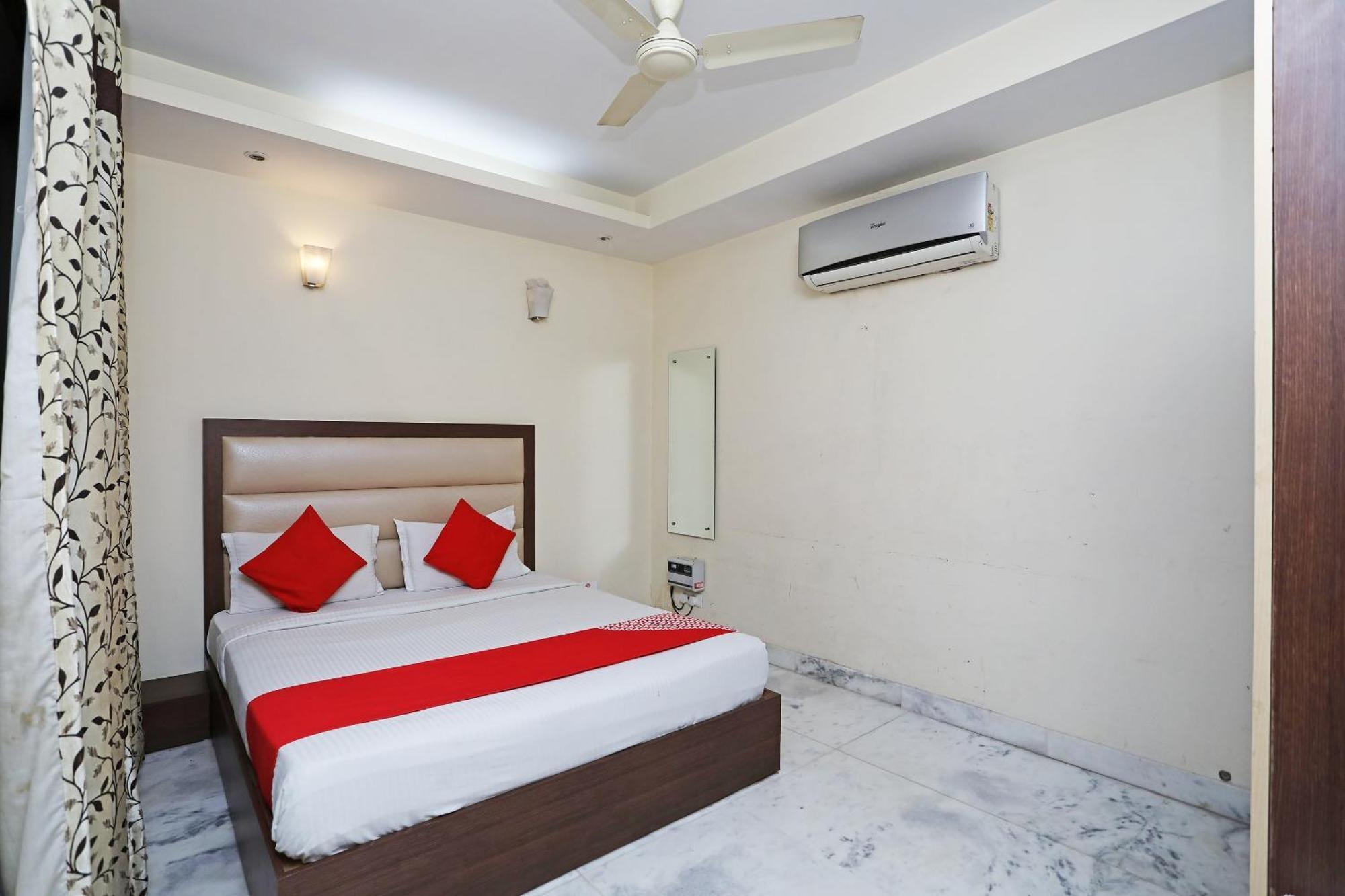 O South Paradise 3* New Delhi