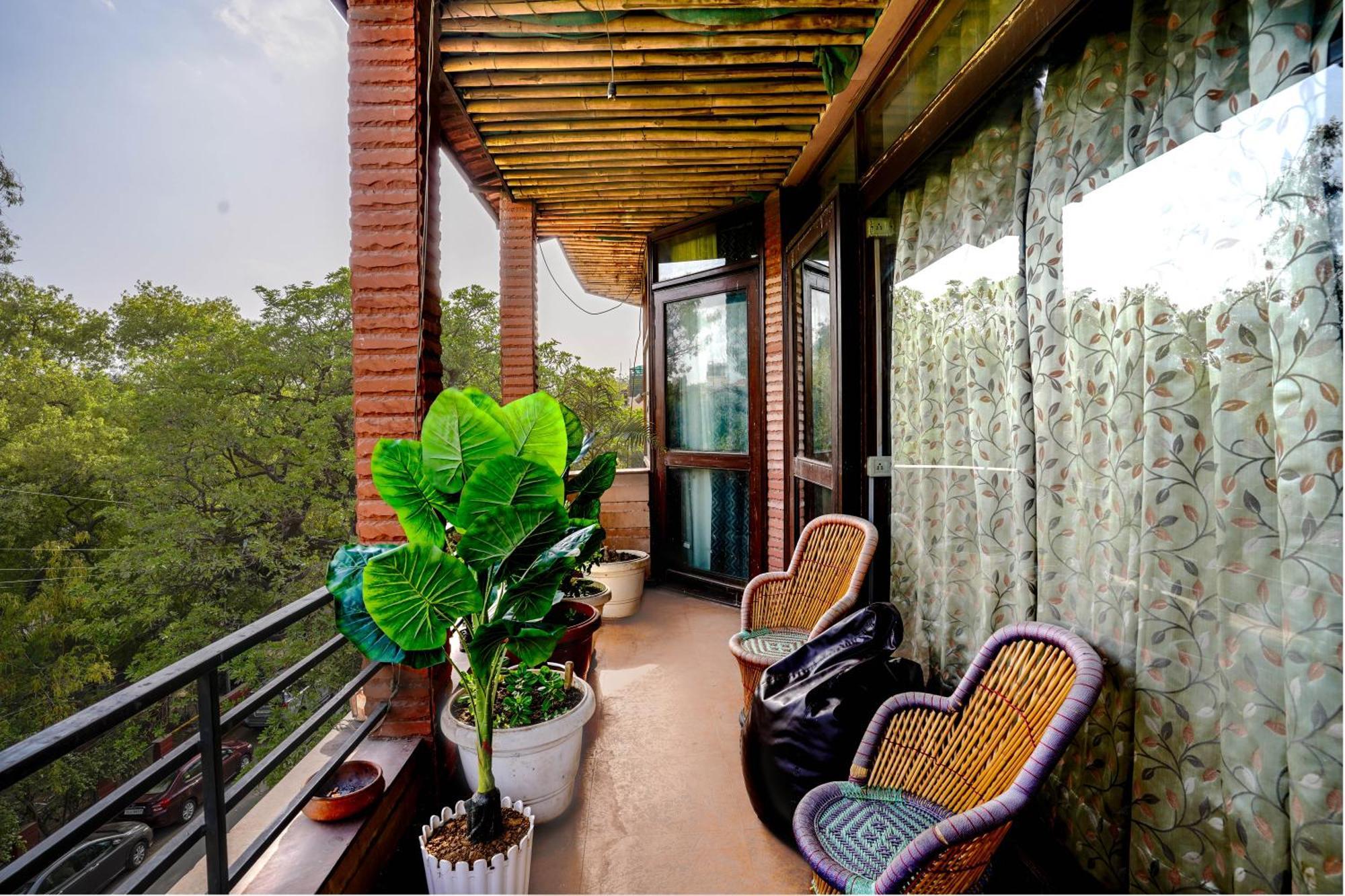 Hide-in Delhi Hostel *