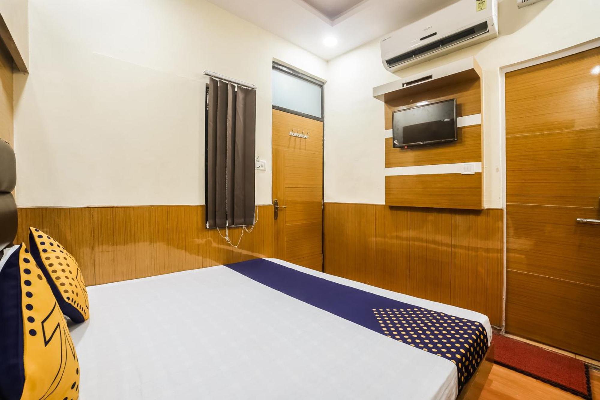 Hotel Silver Palace
