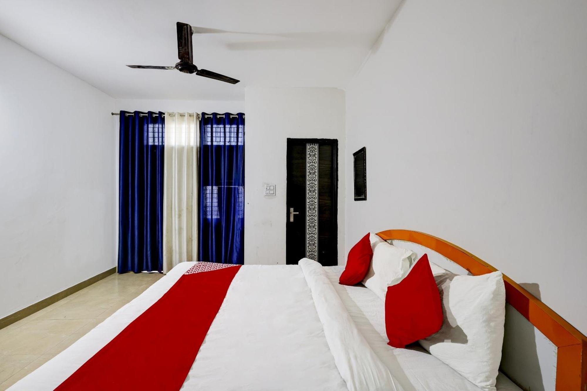 O Relax 4* Delhi (National Capital Territory of India)