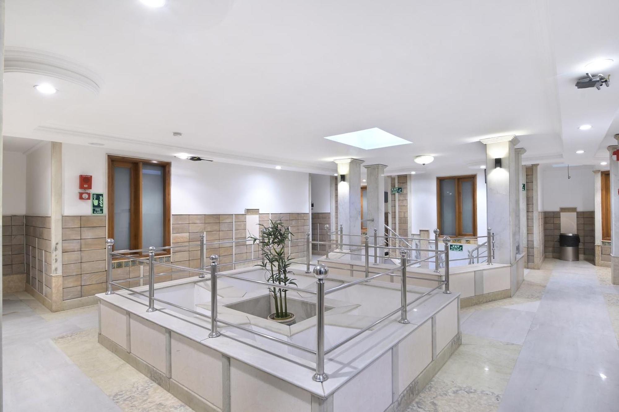 The Yes Please - 4* New Delhi