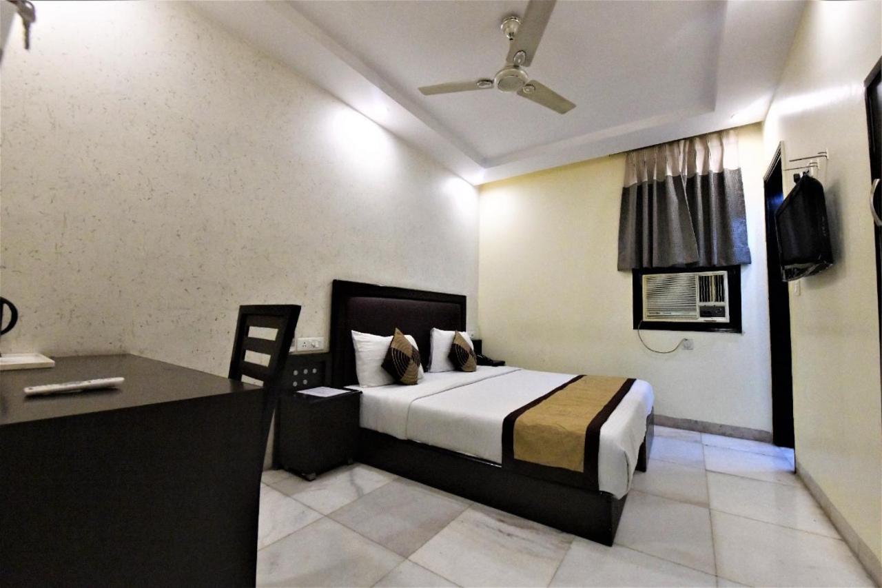 Hotel Kingston Park - Karol Bagh 3*
