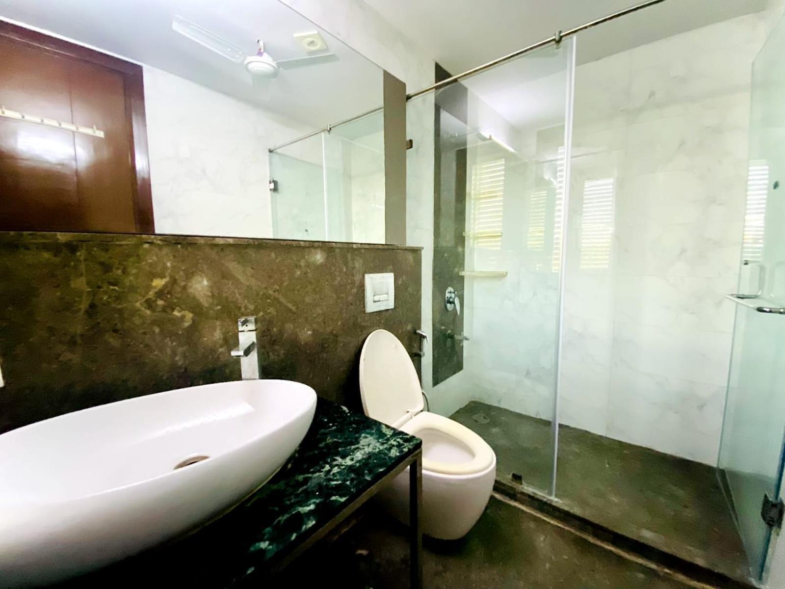 Hotel Grand New Delhi