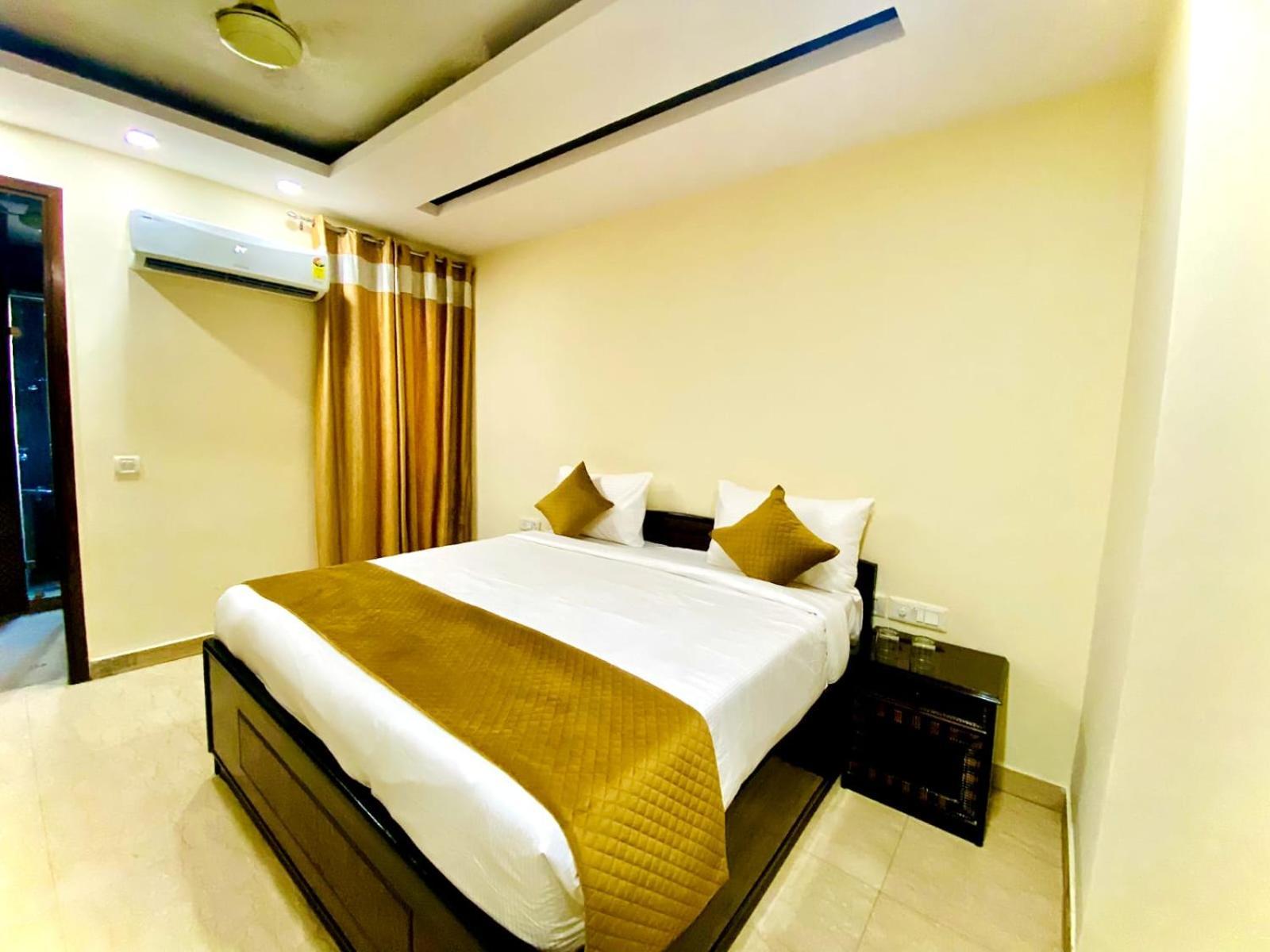 Grand 3* New Delhi