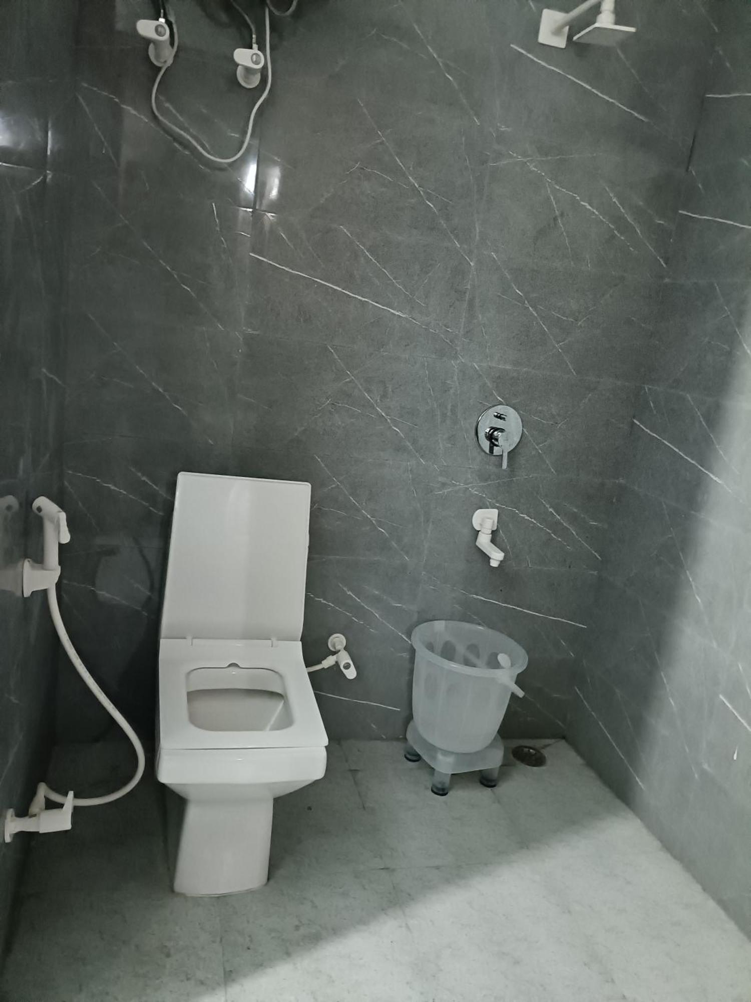 Hotel Marina Plaza Near Igi Airport Delhi 3*