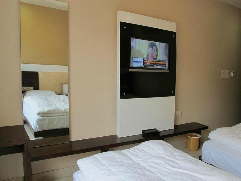 Raj Mahal Hotel New Delhi