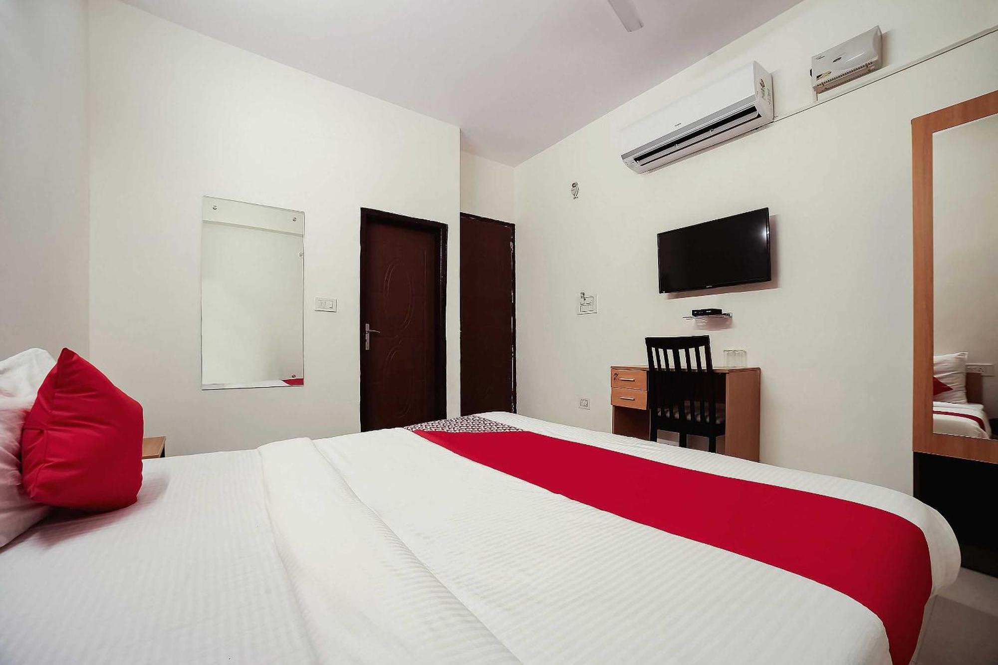 Hotel Live On Del5542 4*