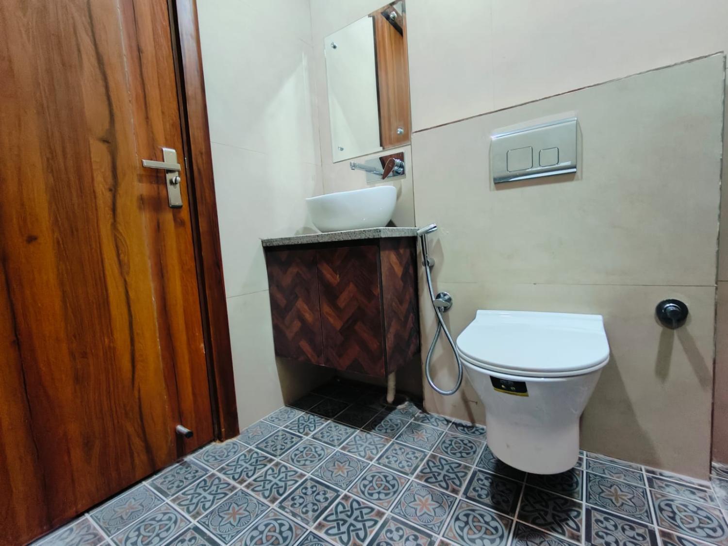 Starline Residency Guest house *